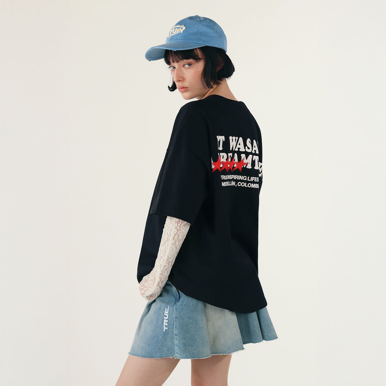 DREAM TRUE BOXY T-SHIRT - BLACK