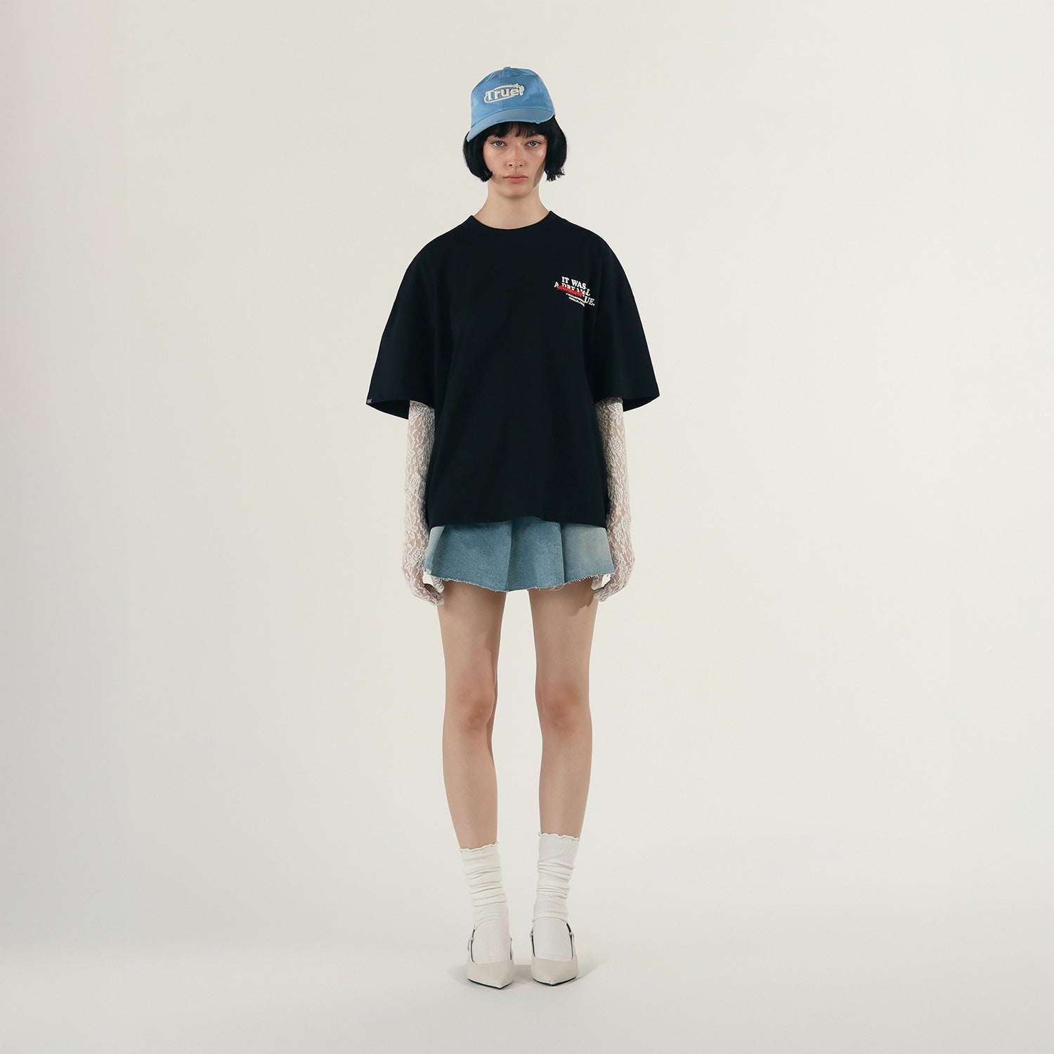 DREAM TRUE BOXY T-SHIRT - BLACK