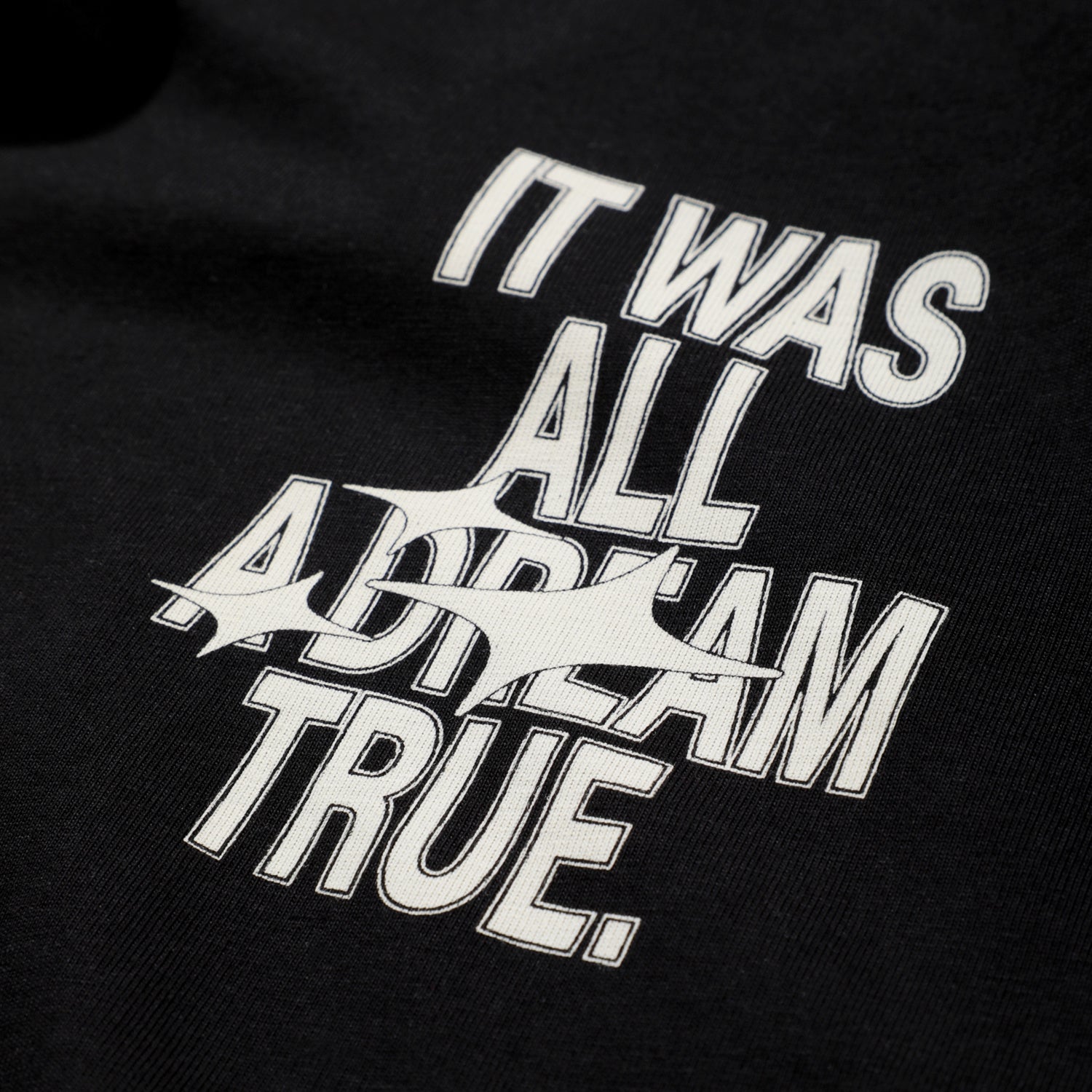 DREAMS BOXY TEE - BLACK