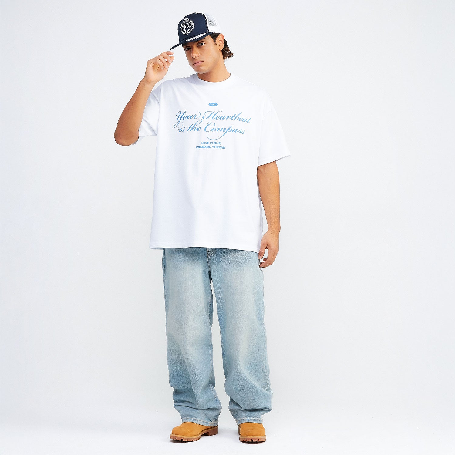 HEARTBEAT OVERSIZED T-SHIRT - WHITE