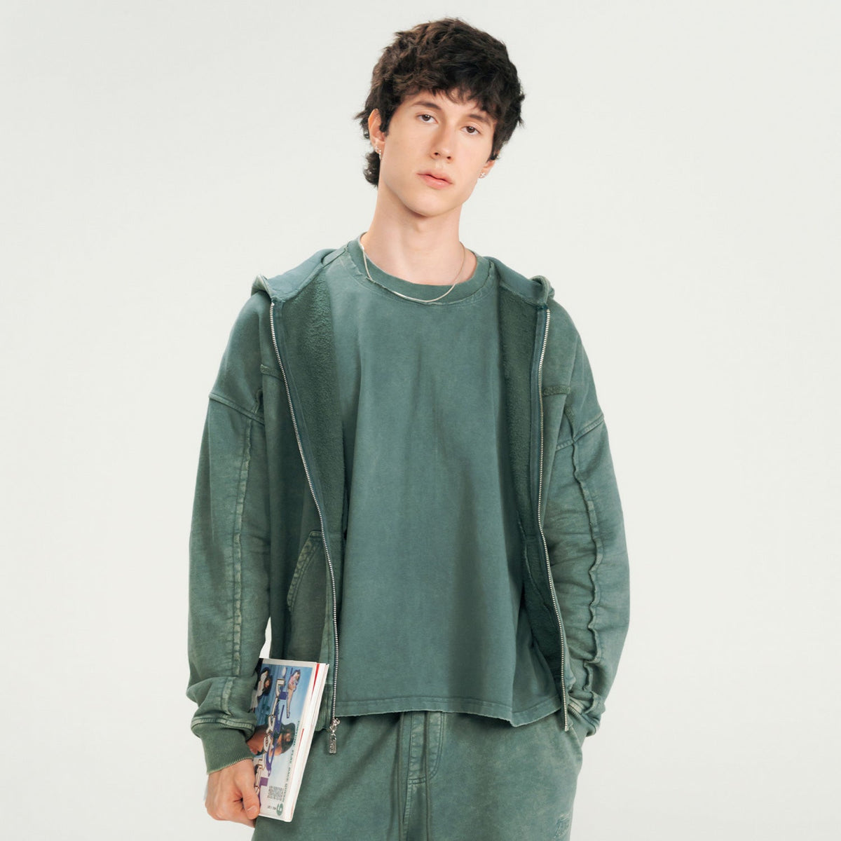DAILY WASHED HOODIE - PINE GREEN