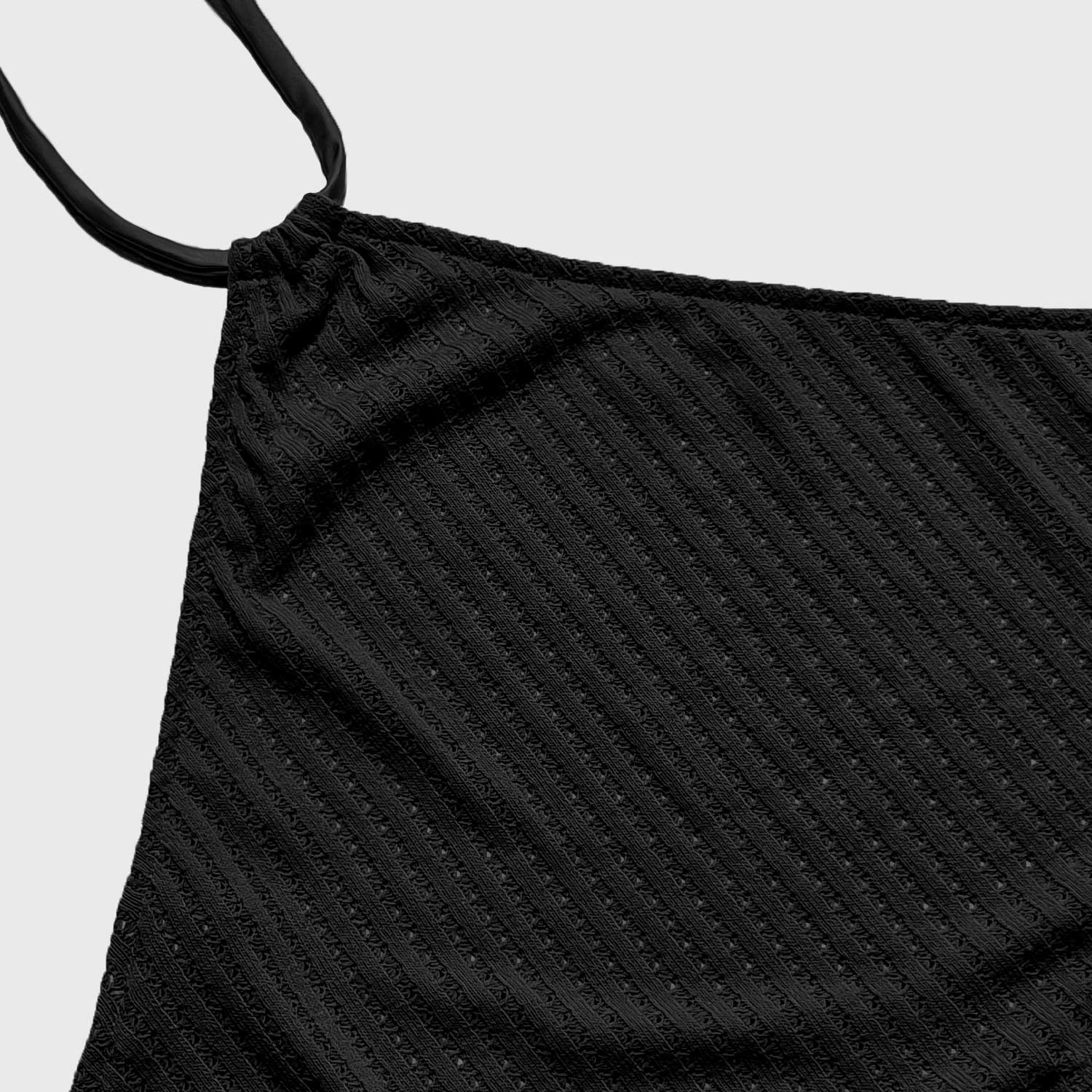 TEXTURE HALTER TOP - BLACK