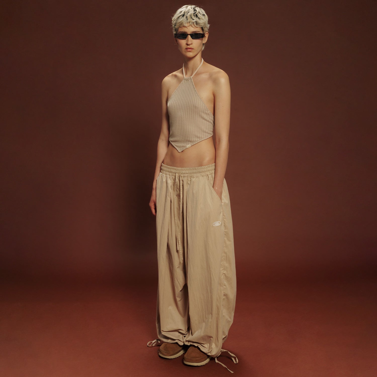 TEXTURE HALTER TOP - CAMEL