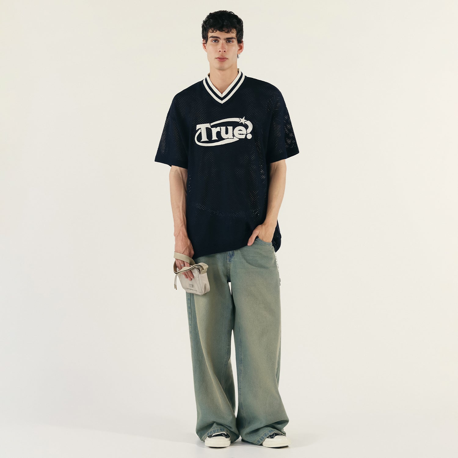 OVERSIZED KNITTED JERSEY - NAVY BLUE