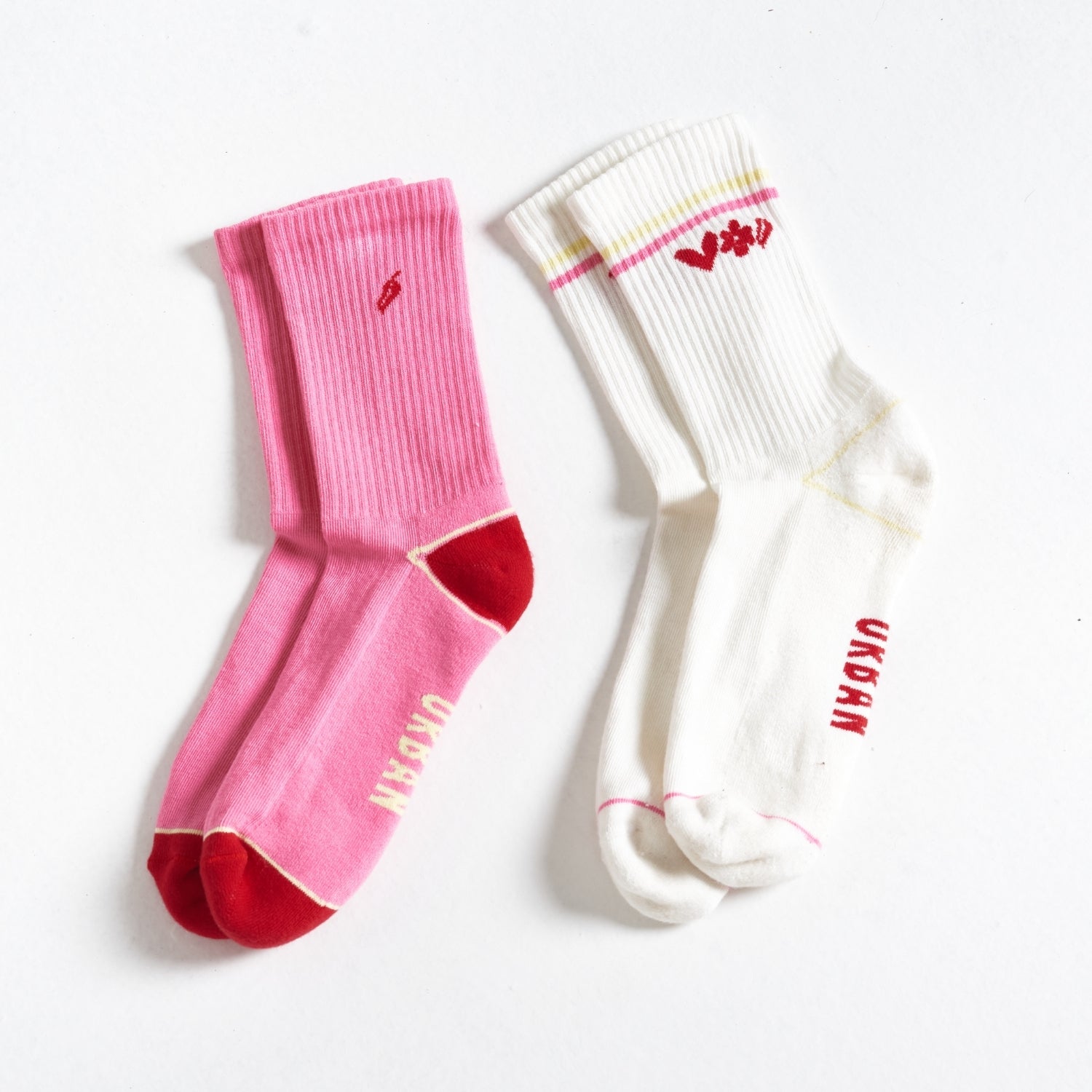 LOVE ON SOCKS