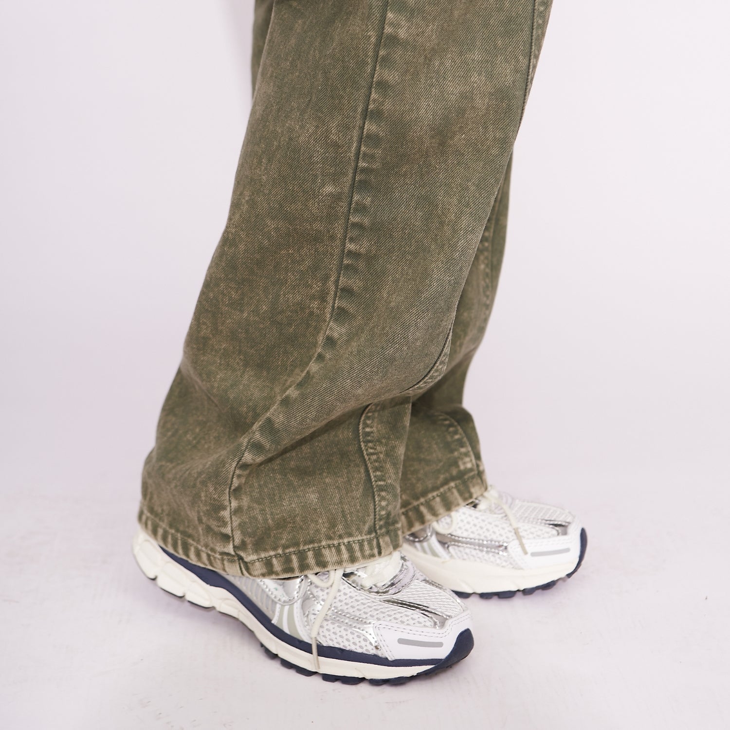 OLIVE PANTS