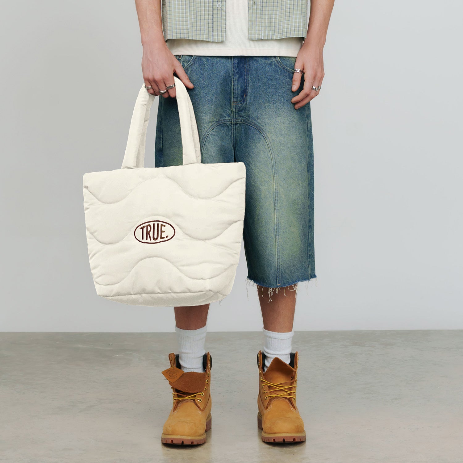 PUFFER SHOPPER BAG - GREIGE