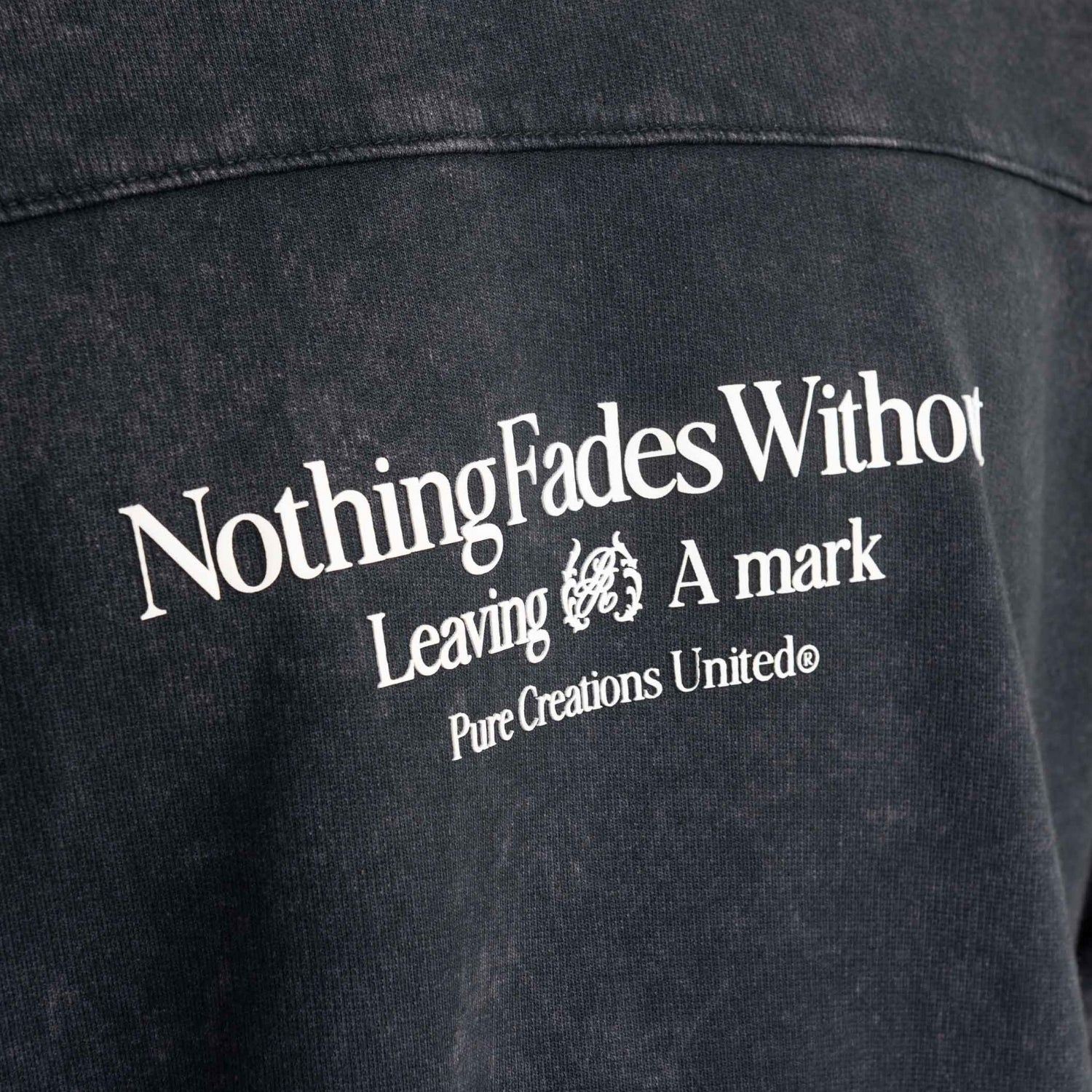 RUSTIC BLACK LONG SLEEVE T-SHIRT