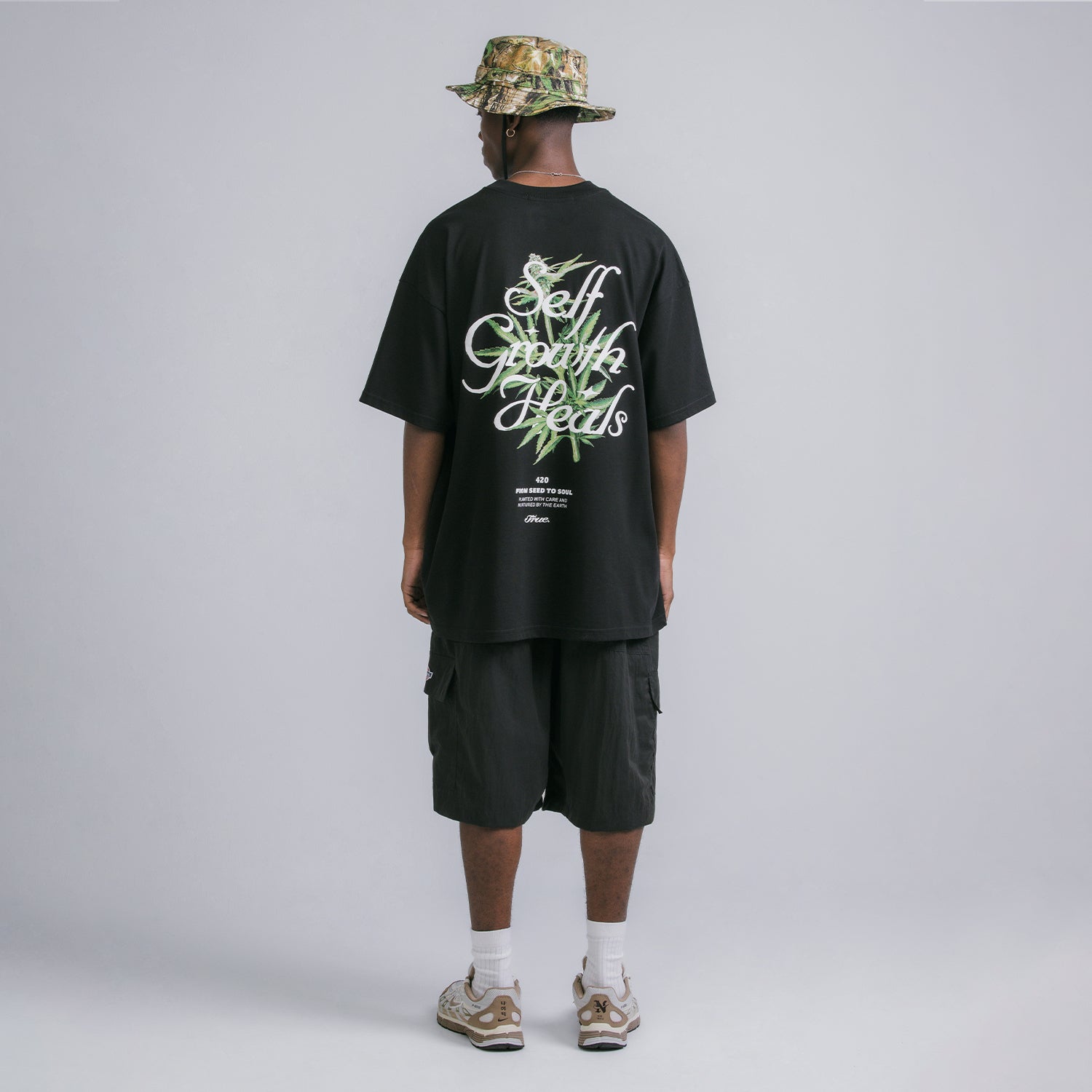 SELF GROWTH OVERSIZED T-SHIRT - BLACK