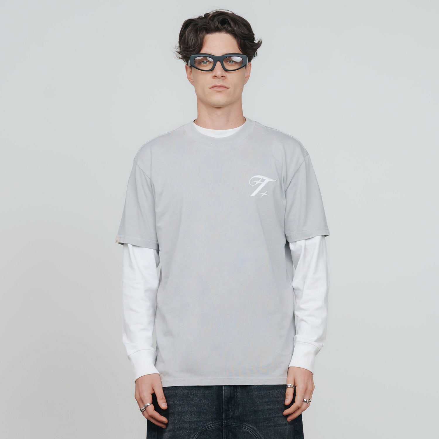 SHADOW OVERSIZED T-SHIRT - GRAY
