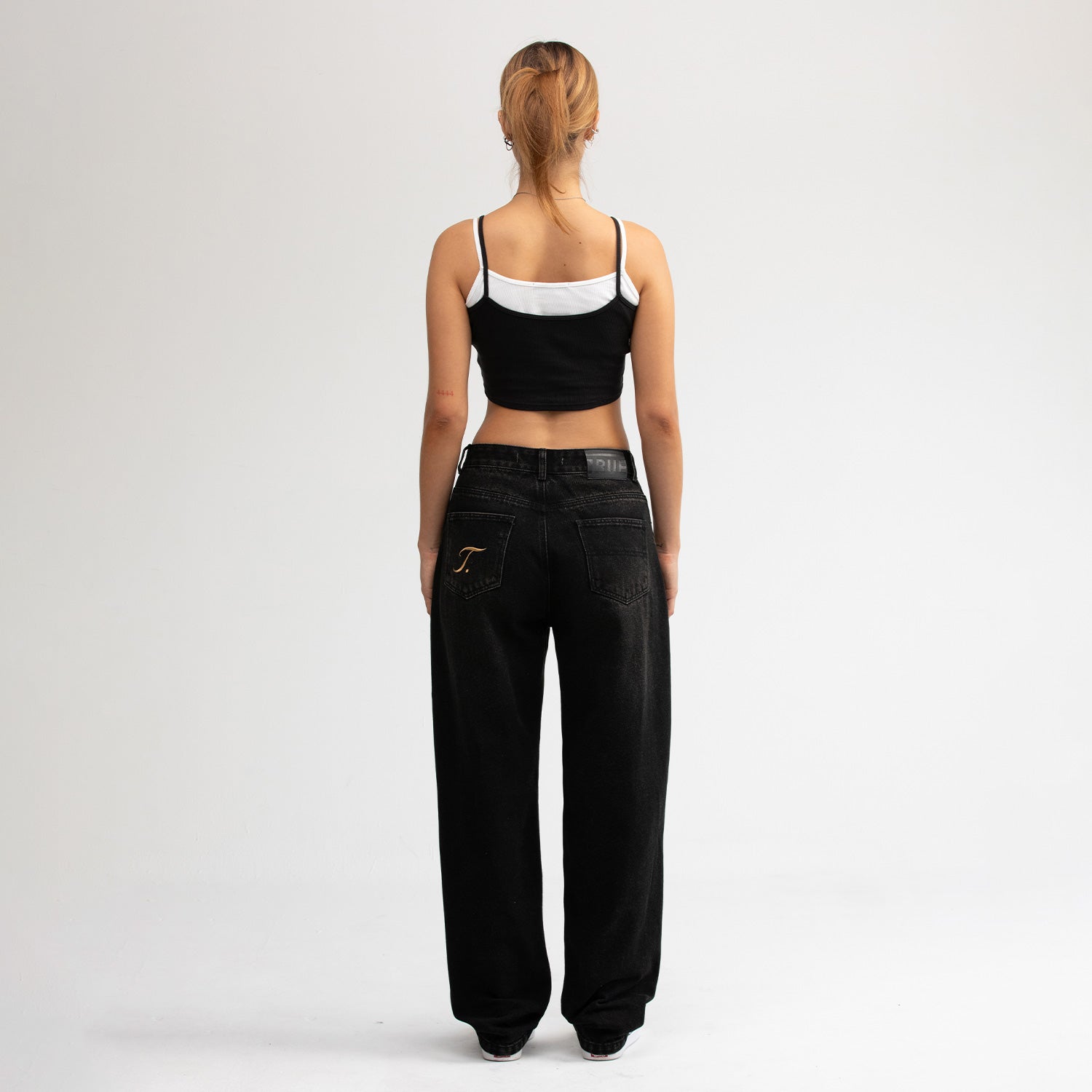SIGNATURE JEANS - BLACK