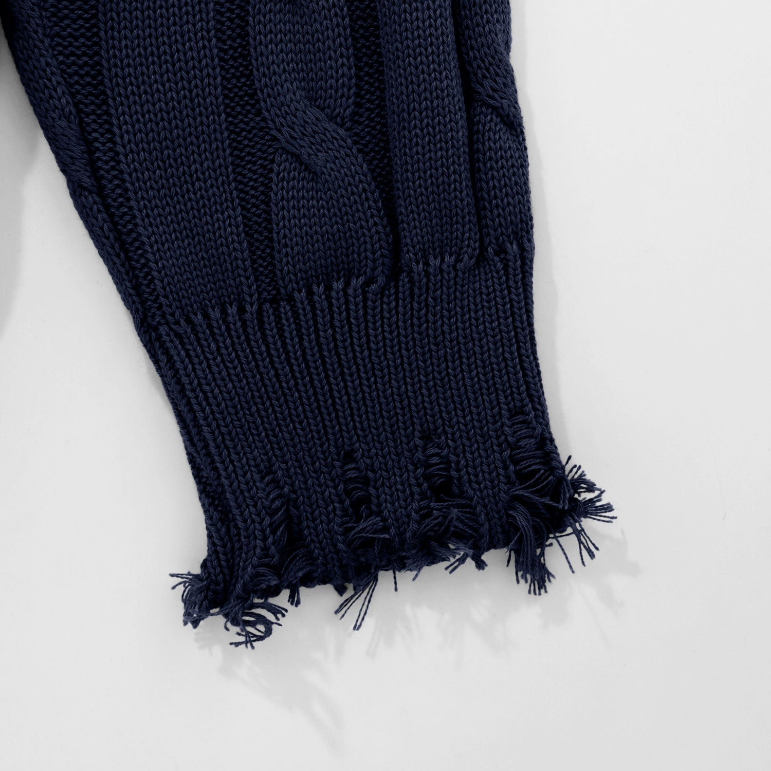 SIGNATURE KNIT CREWNECK SWEATER - NAVY BLUE