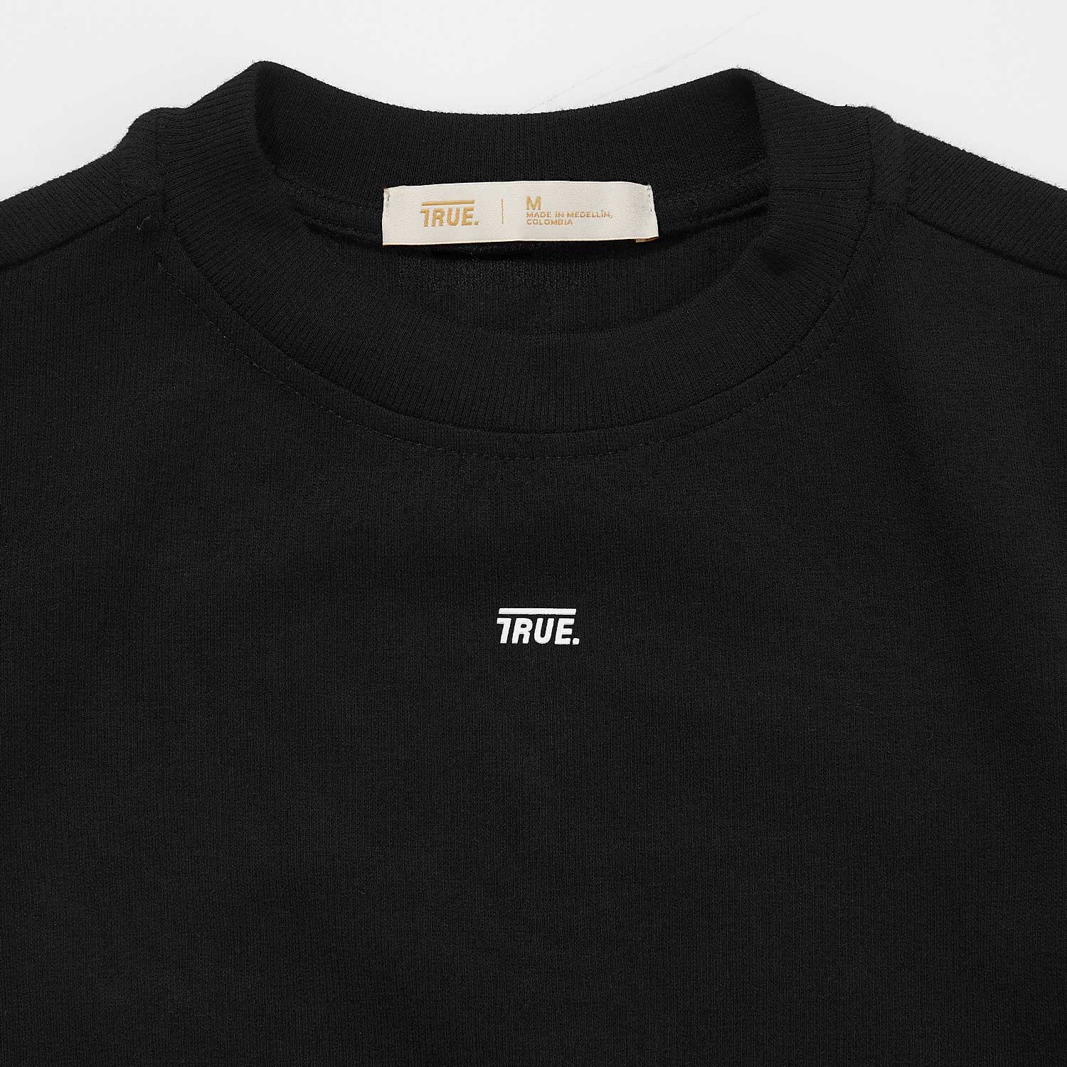 SLIM RIBBED FITTED TEE - BLACK