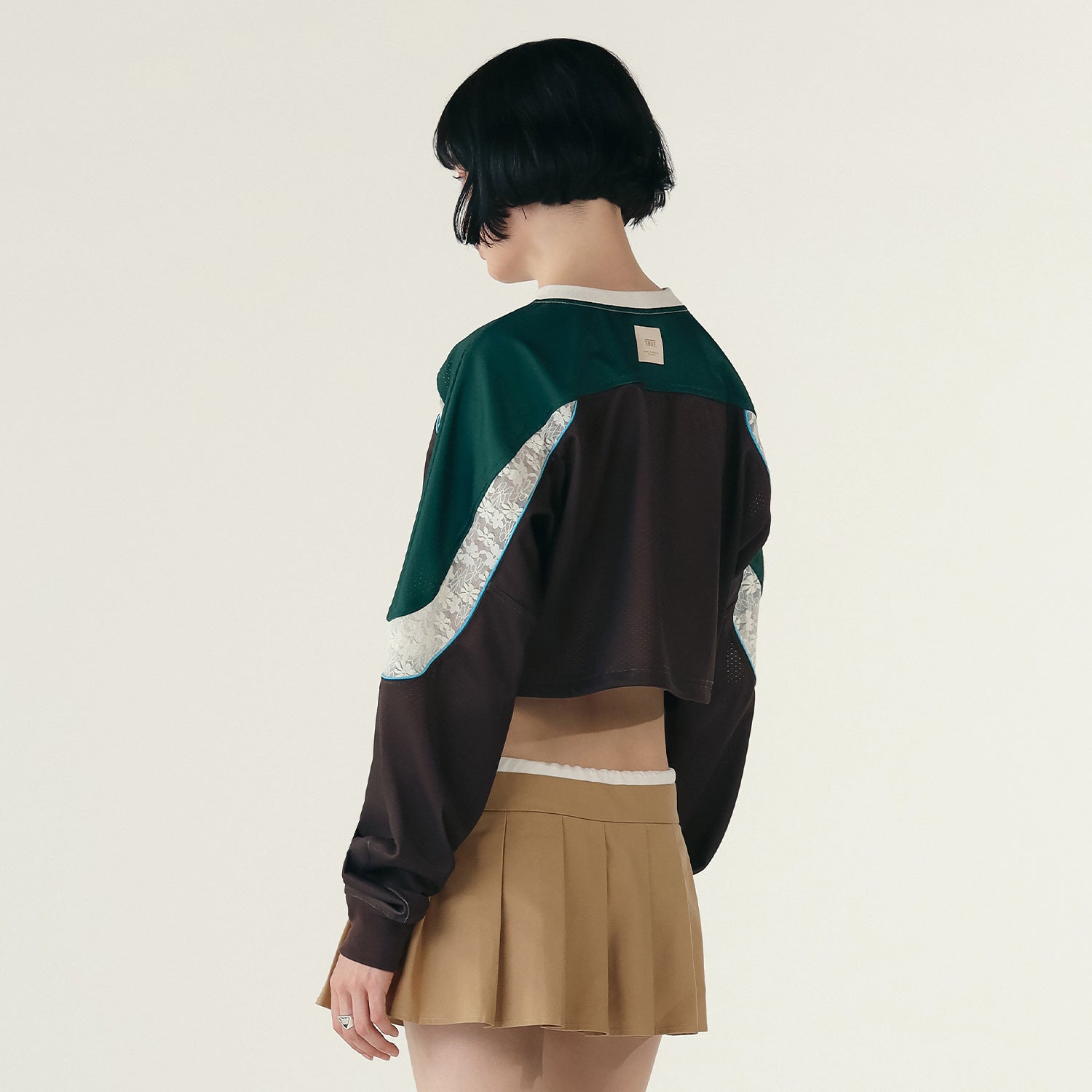 CROPPED FOOTBALL JERSEY - BROWN