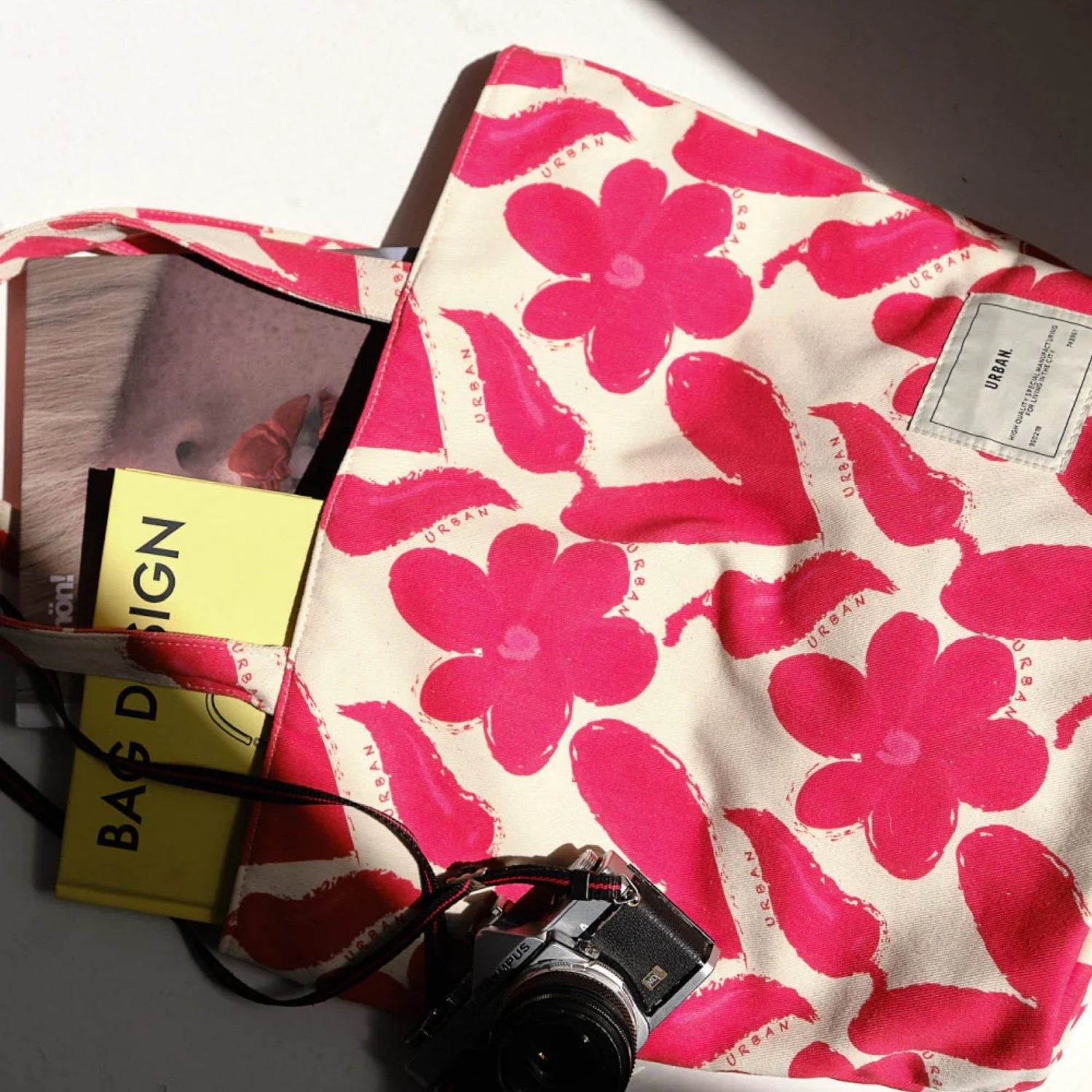 TIBBY OVERSIZED TOTE