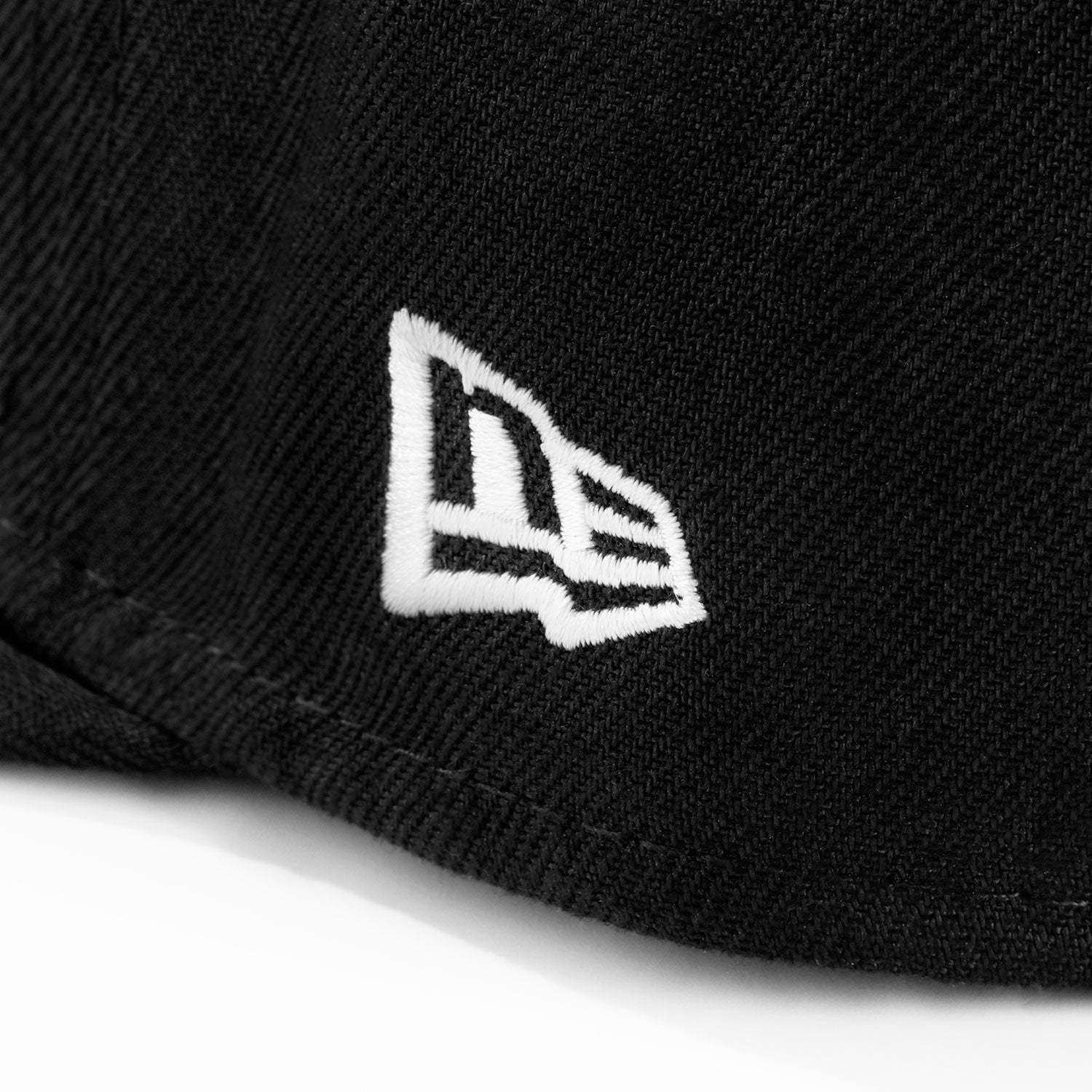 TRUE X NEW ERA 5950 BLK