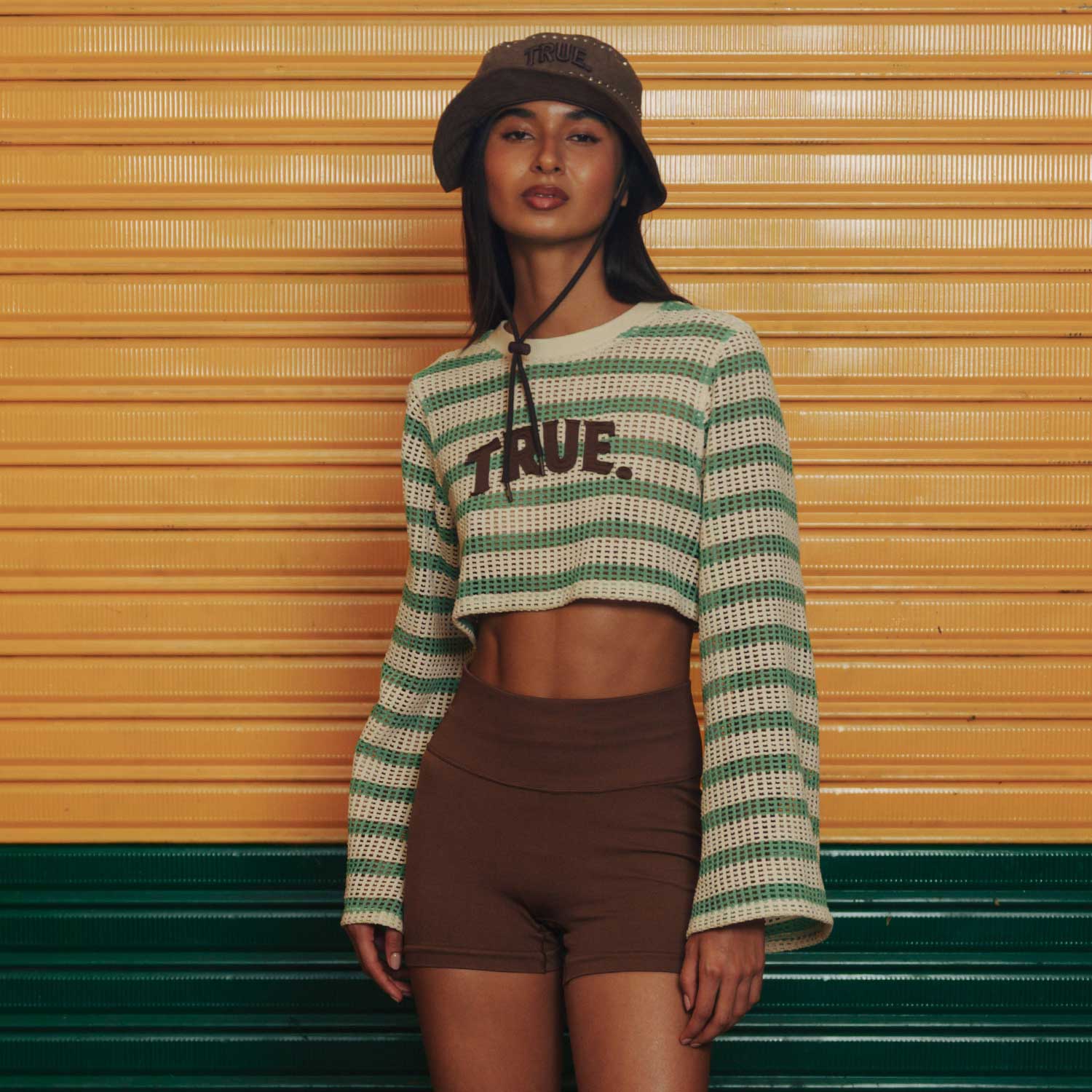 TEXTURE WIDE SLEEVE CROP TOP - CREAM