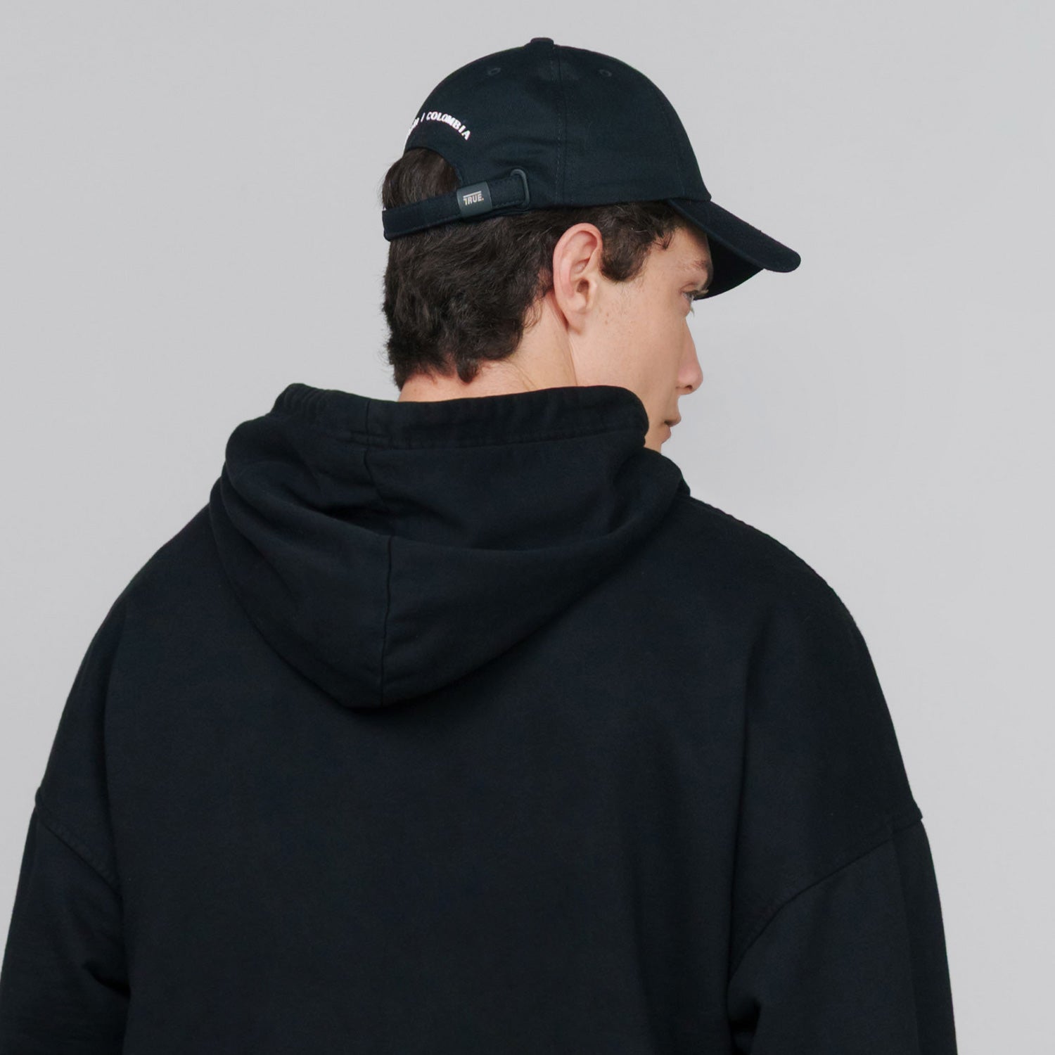 TRUE CLASSIC CAP - BLACK