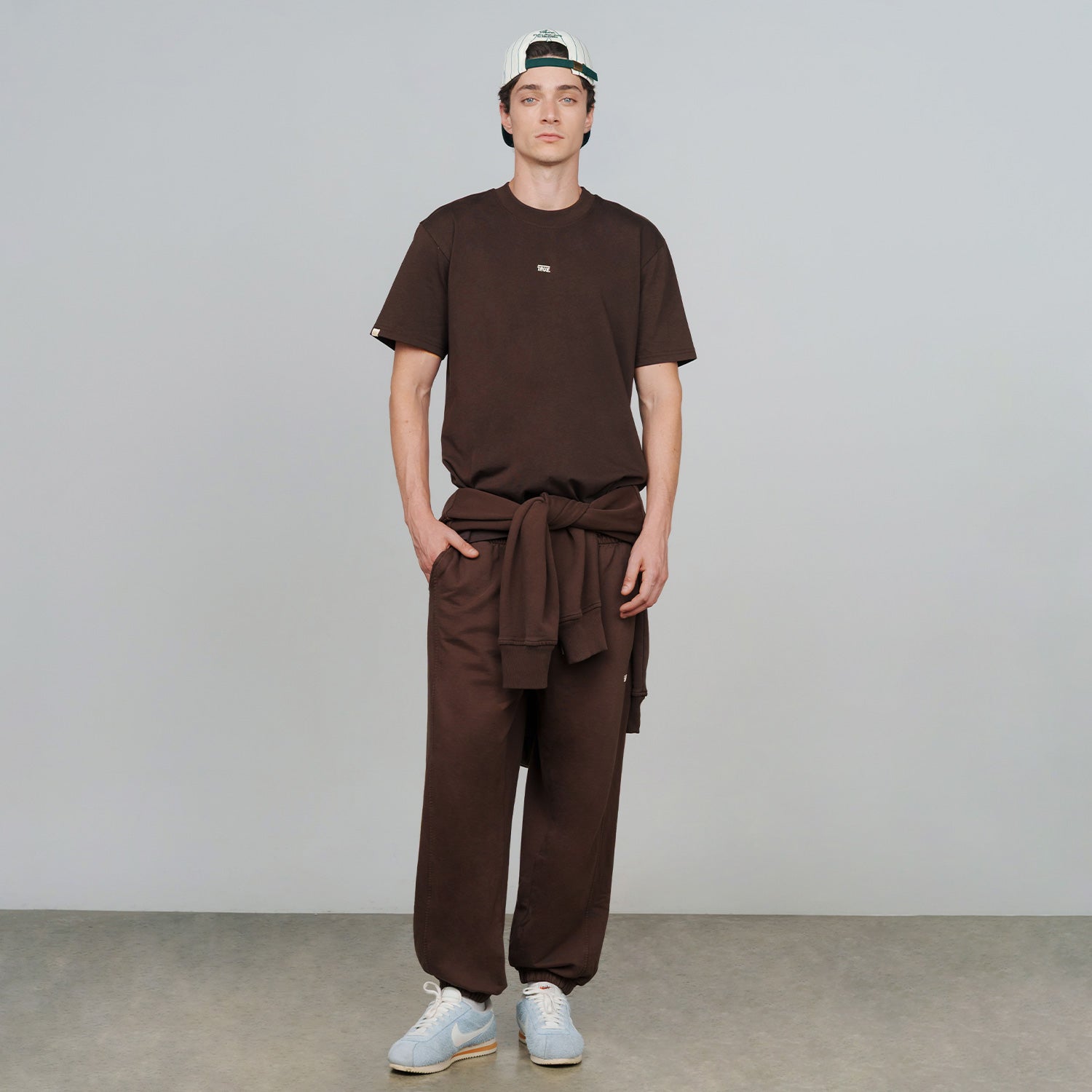 TRUE CLASSIC JOGGER - BROWN