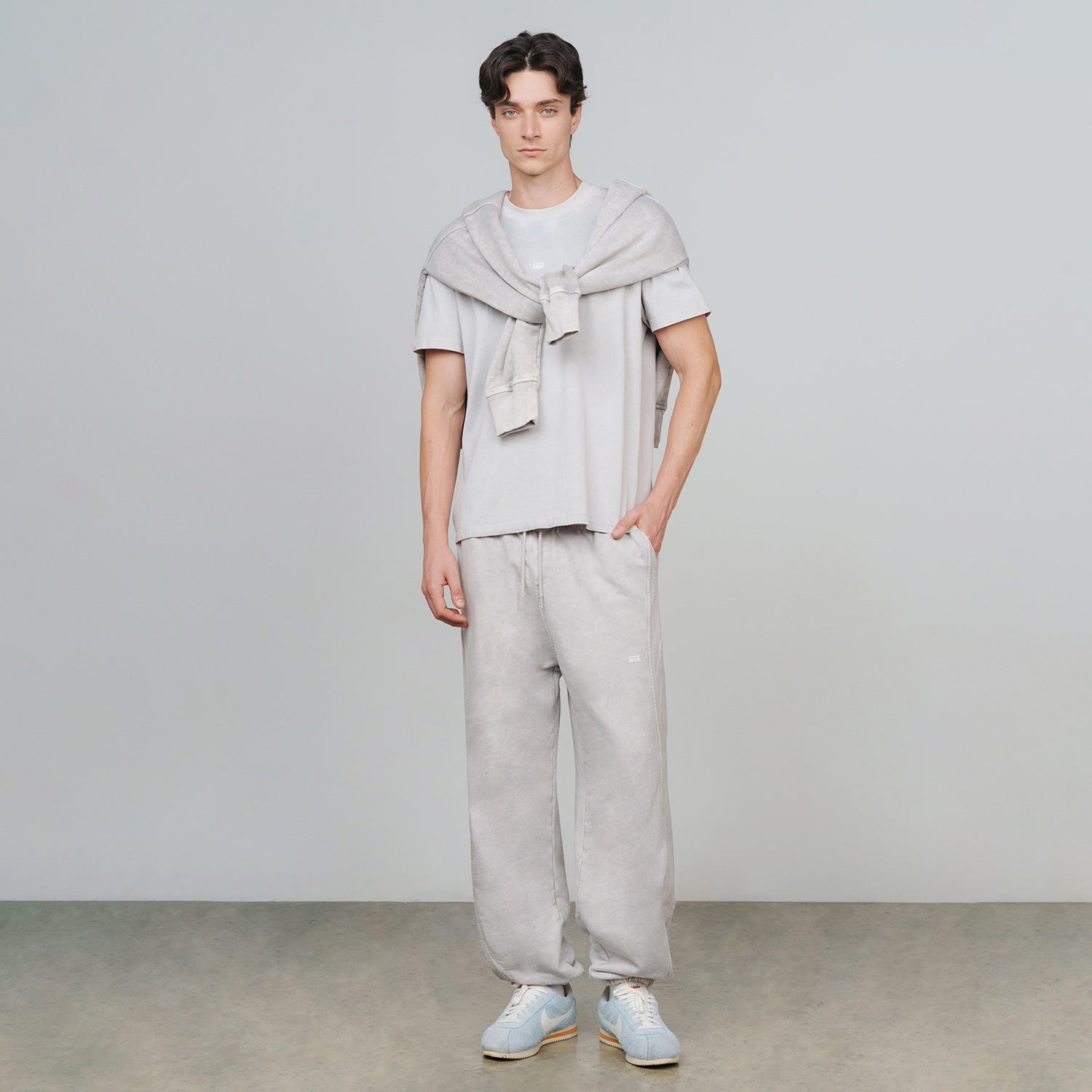 TRUE CLASSIC JOGGER - WASHED GRAY