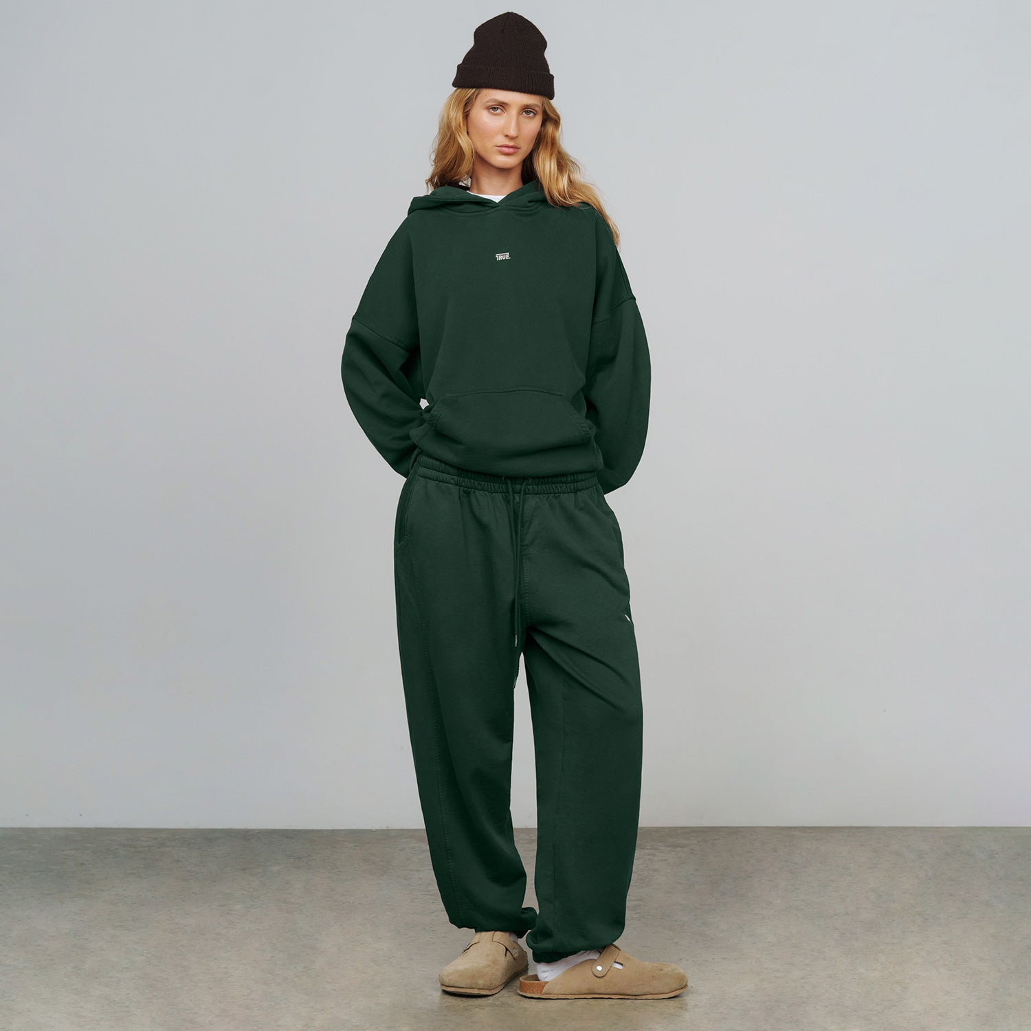 TRUE CLASSIC JOGGER - PINE GREEN