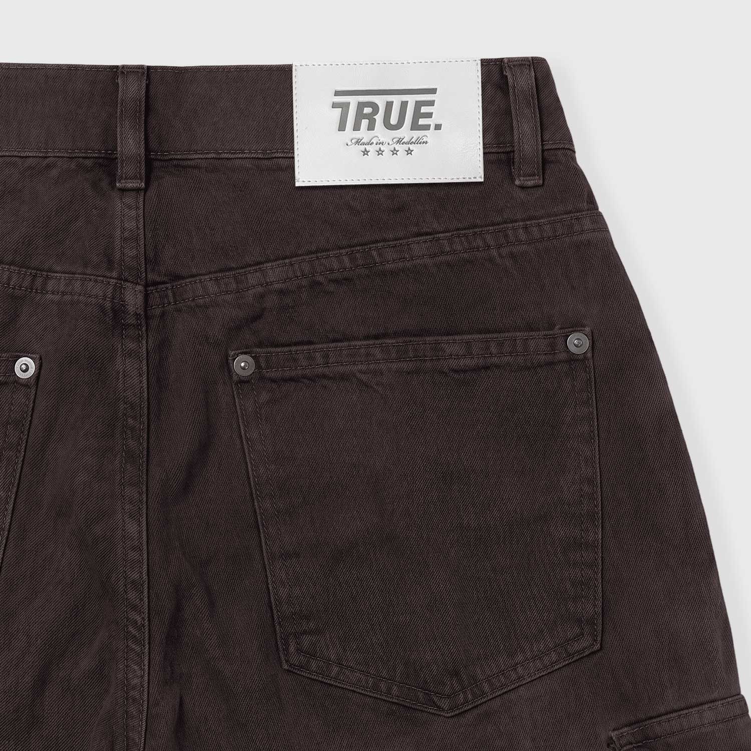 UTILITY POCKET CARGO PANTS - BROWN