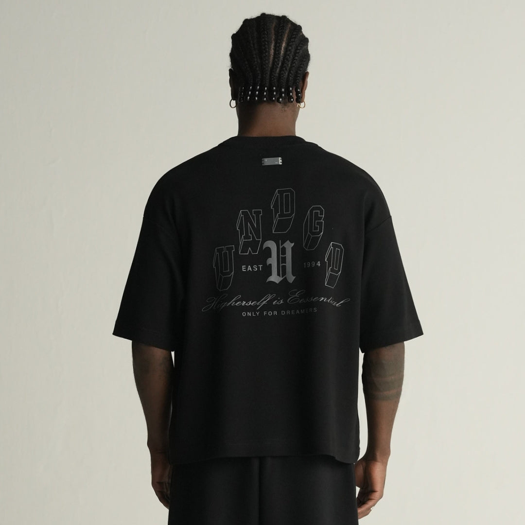 BASICS ONLY FOR DREAMERS BOXY FIT T-SHIRT - BLACK
