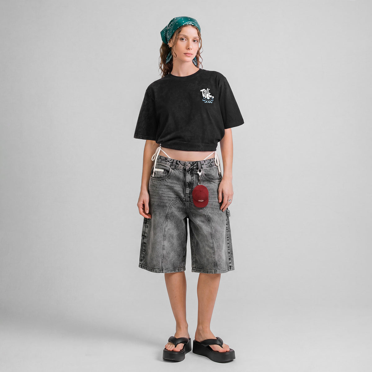 BLOOM BOXY T-SHIRT - WASHED BLACK