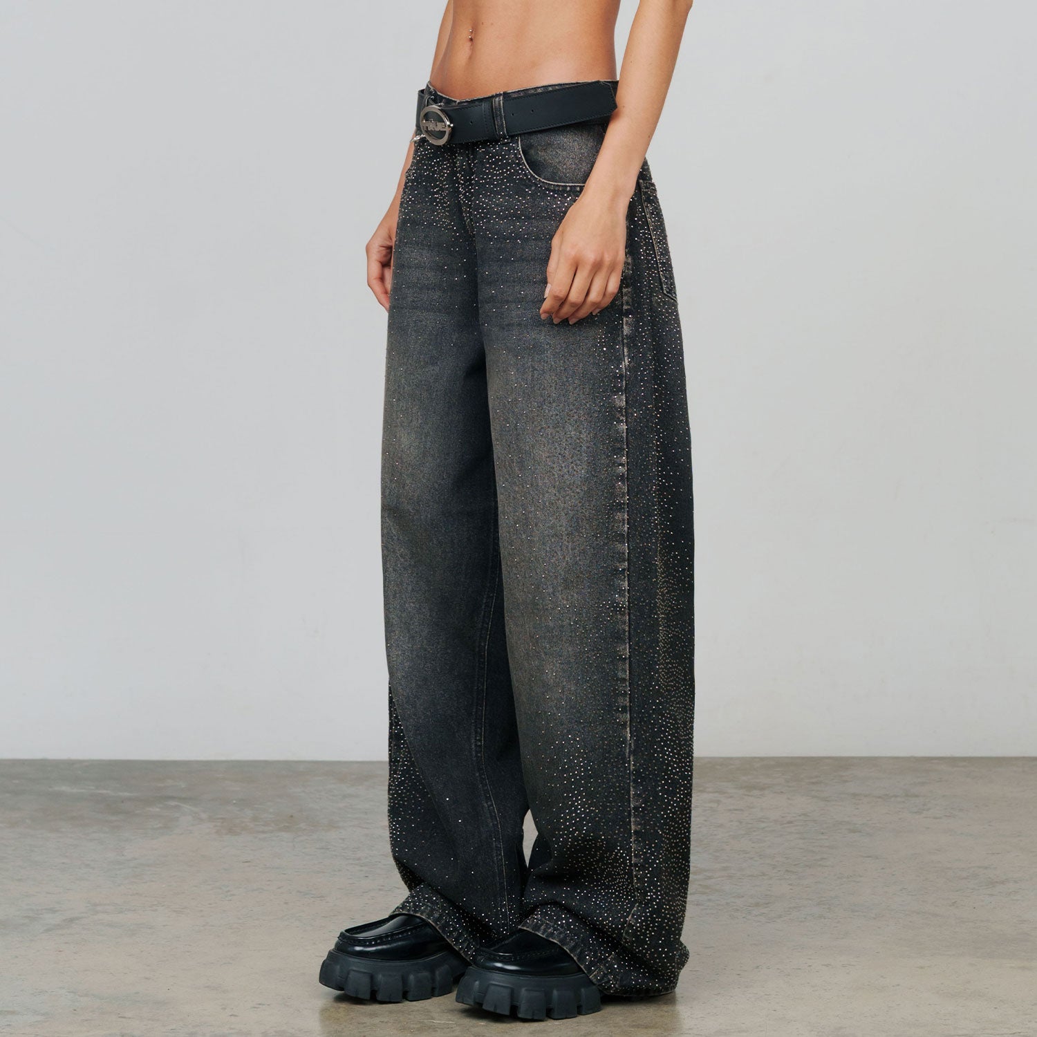 STARRY WIDE-LEG JEANS  - BLACK