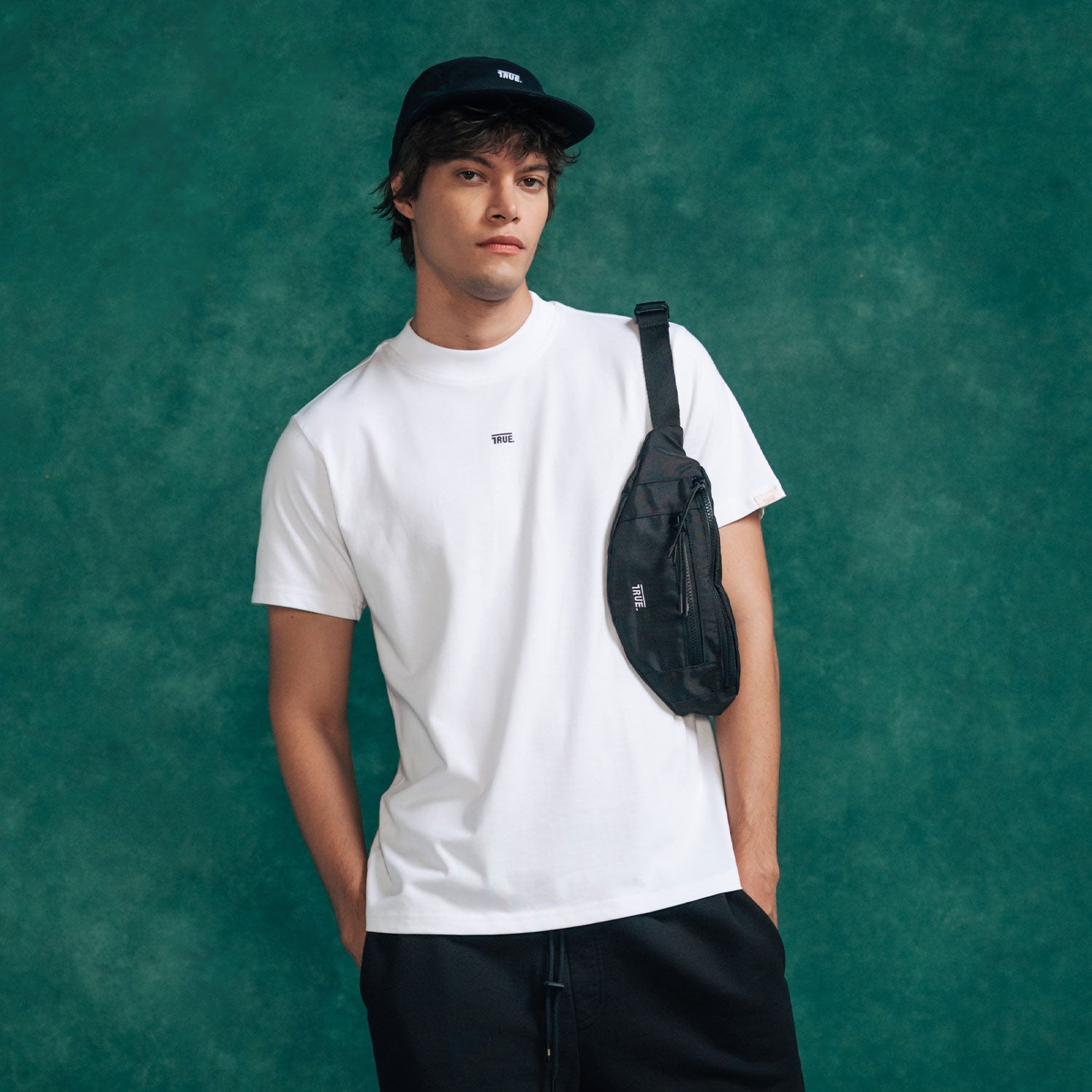 CLASSIC T-SHIRT - WHITE