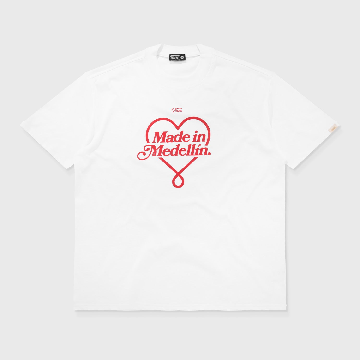 CAMISETA OVERSIZED MEDELLÍN - BLANCA