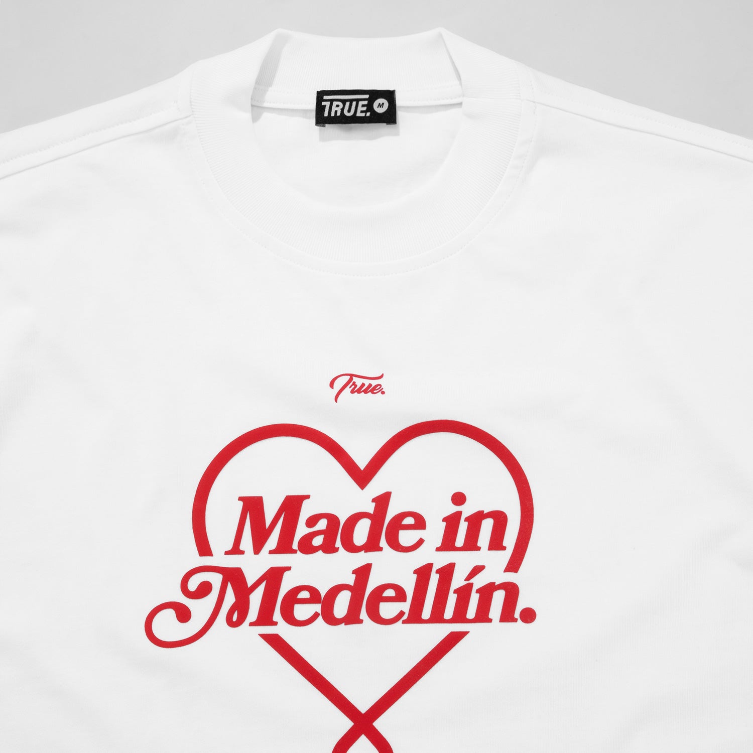 CAMISETA OVERSIZED MEDELLÍN - BLANCA