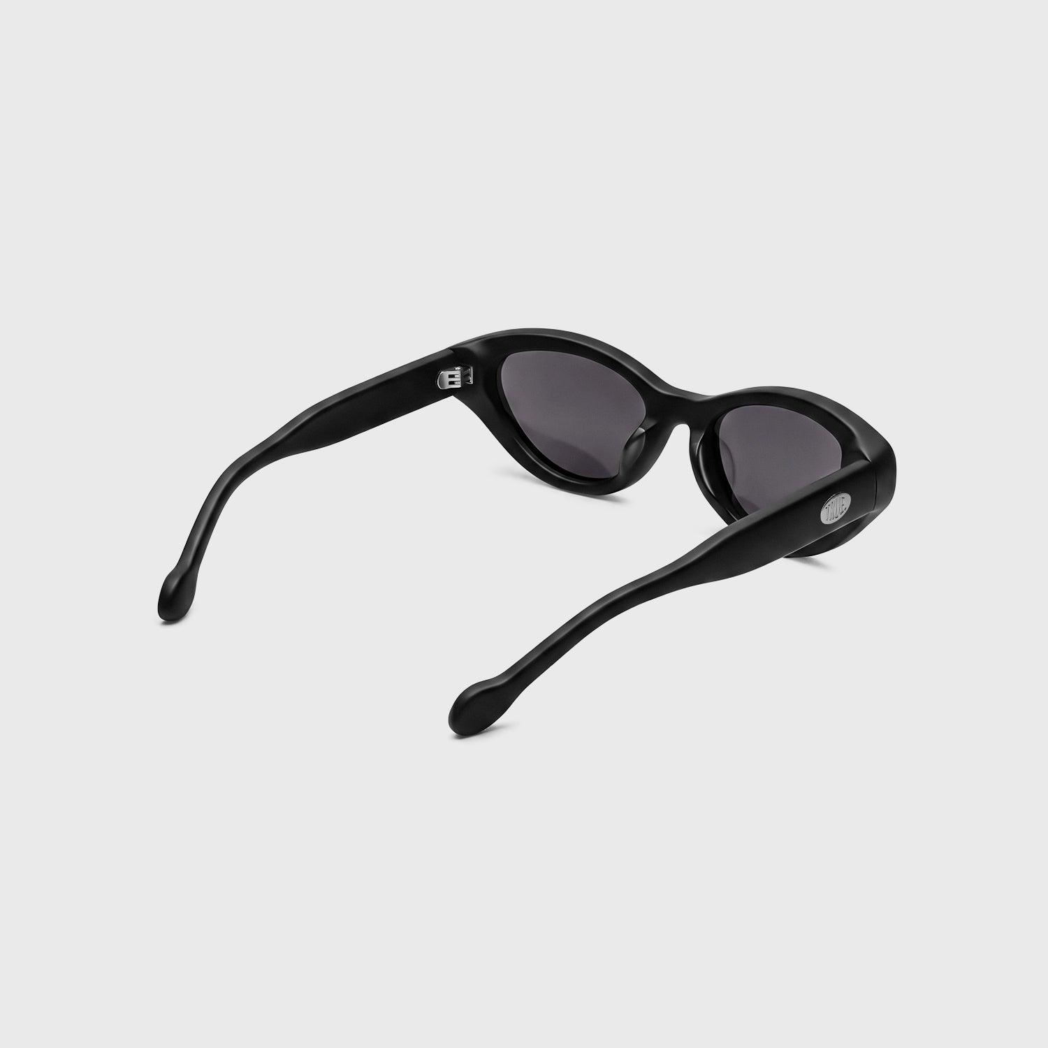 CAT-EYE SUNGLASSES - BLACK
