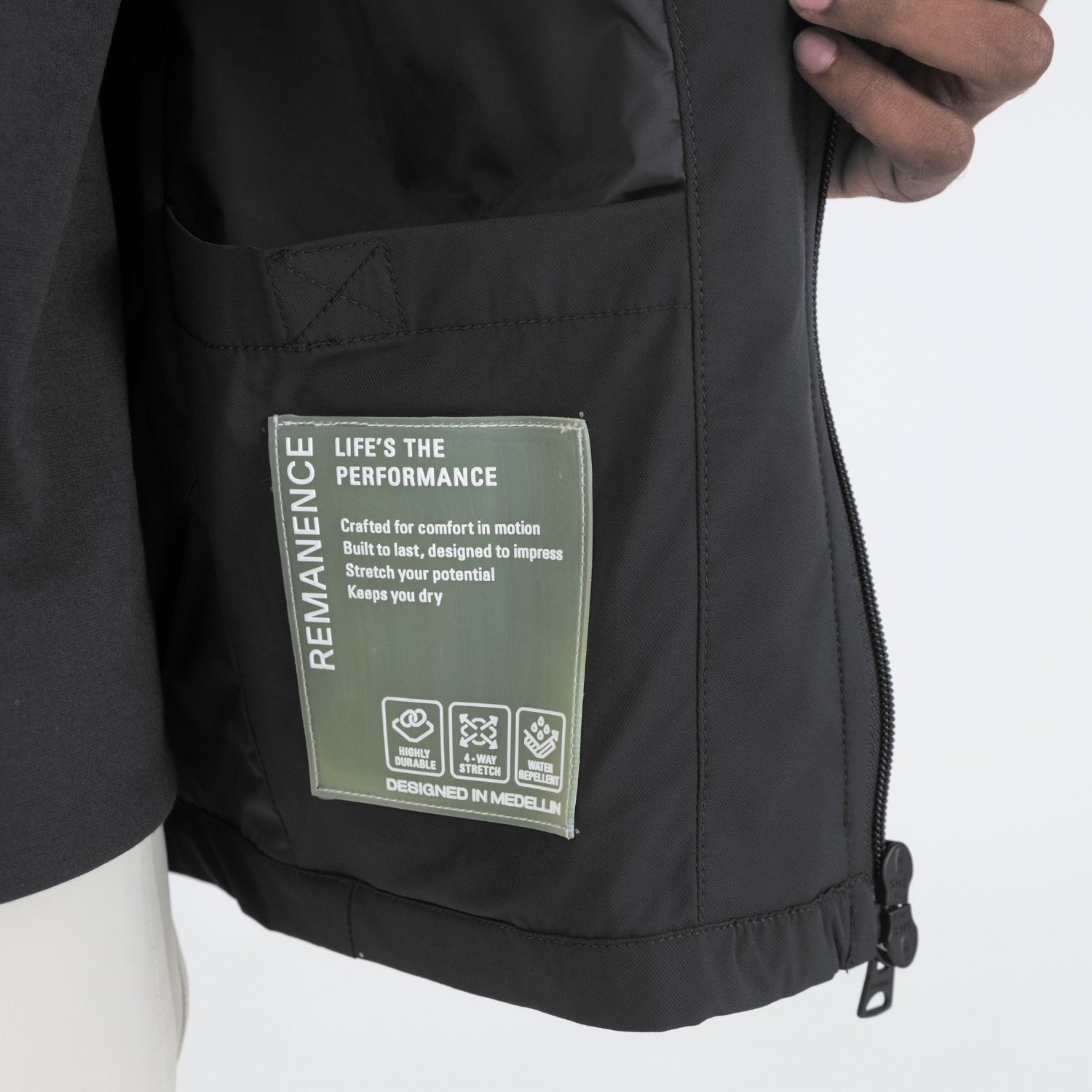 CHAQUETA VAPOR NEGRA