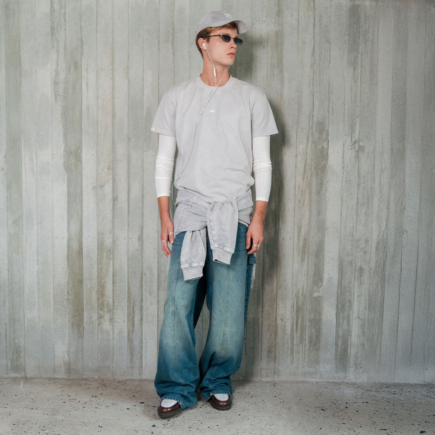 CLASSIC T-SHIRT - WASHED GRAY