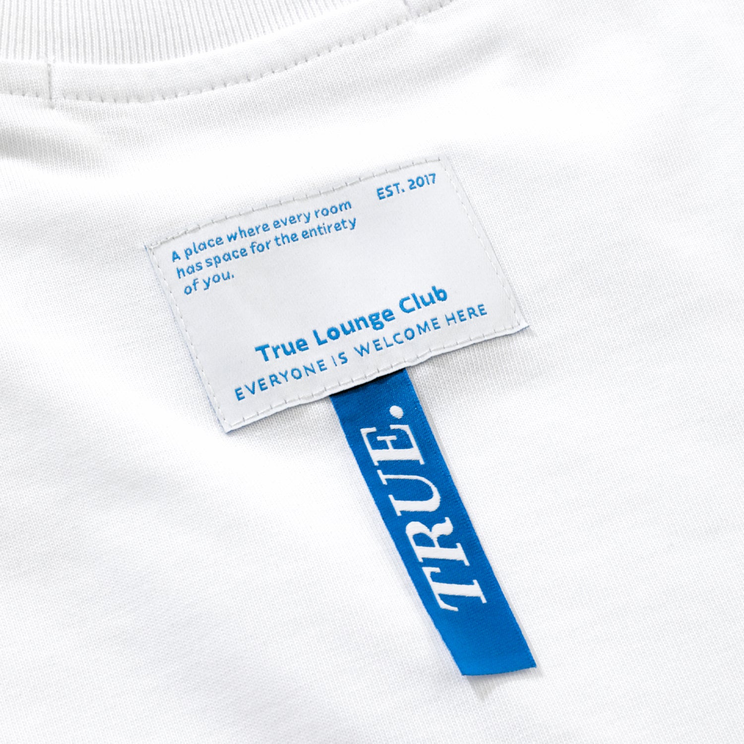 HEARTBEAT OVERSIZED T-SHIRT - WHITE