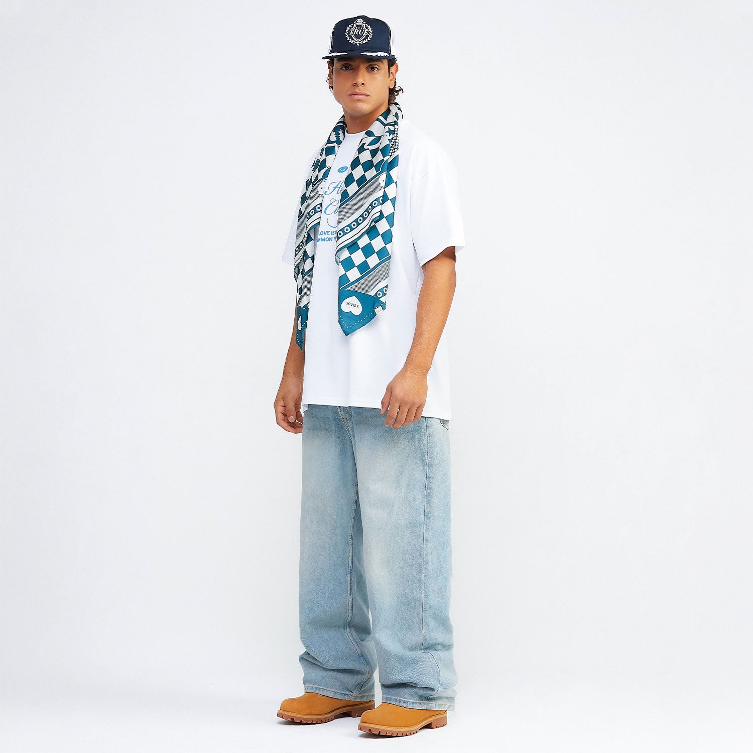 HEARTBEAT OVERSIZED T-SHIRT - WHITE