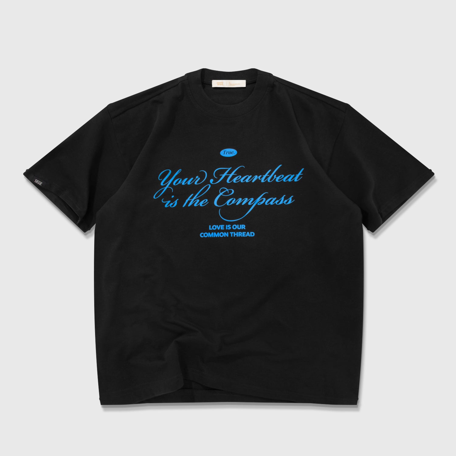 Heartbeat_Oversized_T-Shirt_Black_01.jpg