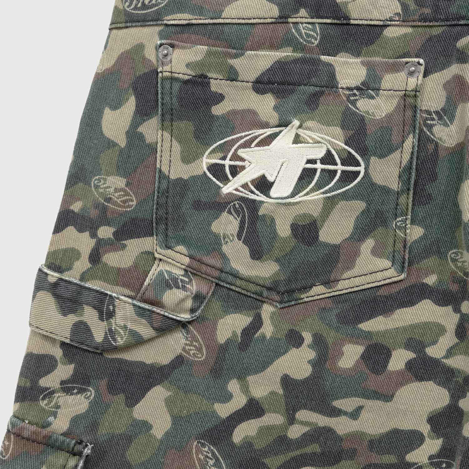 INTUITION CAMO CARGO JORTS - GREEN