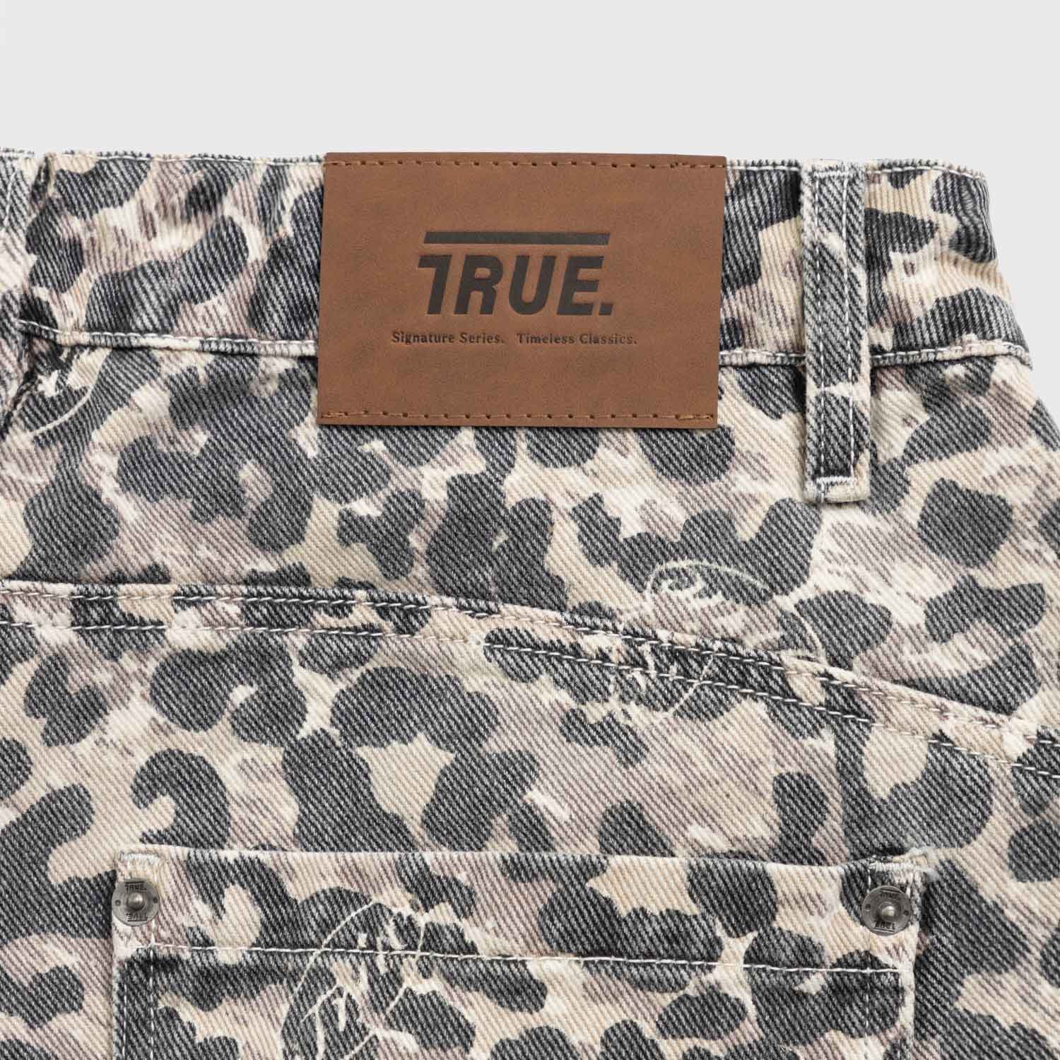 INTUITION LEOPARD CARGO JORTS - CAMEL