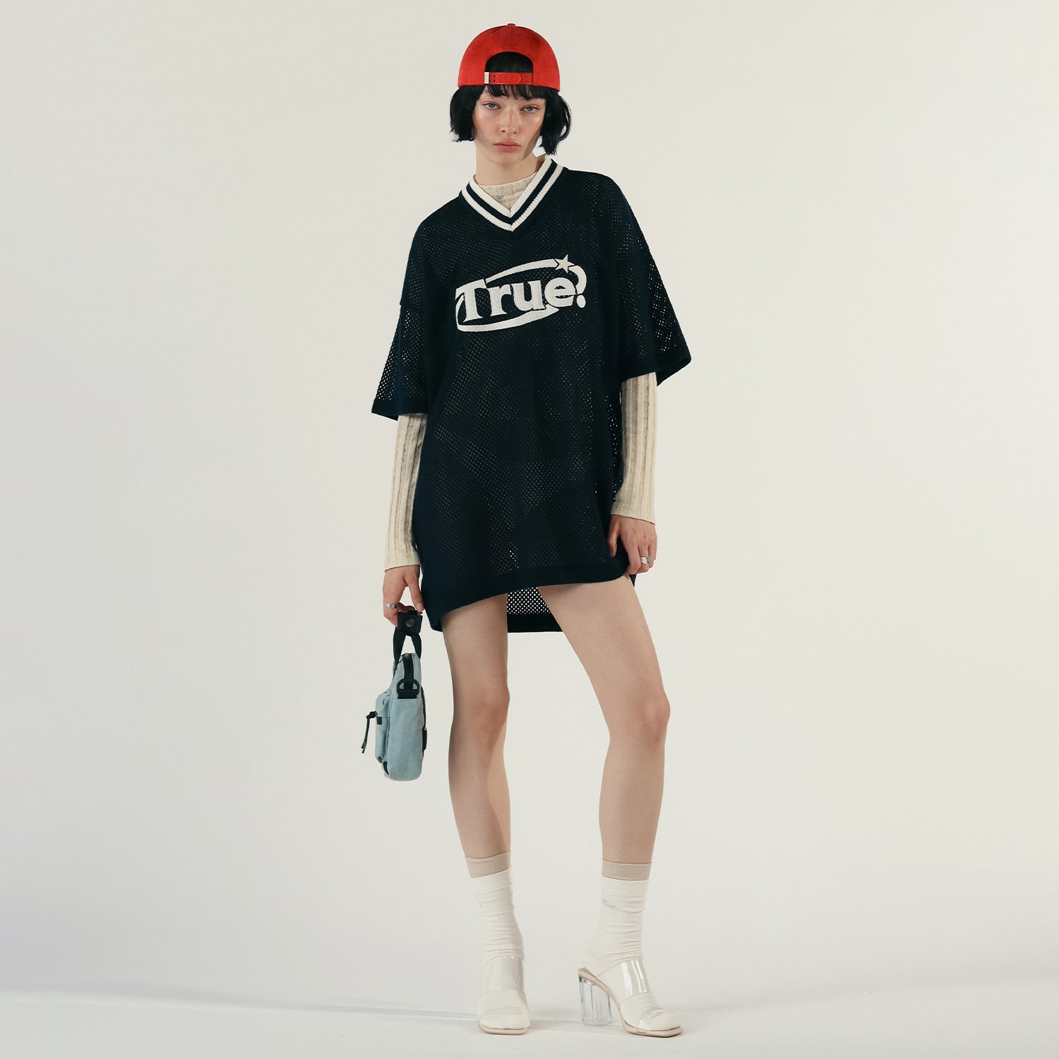 OVERSIZED KNITTED JERSEY - NAVY BLUE