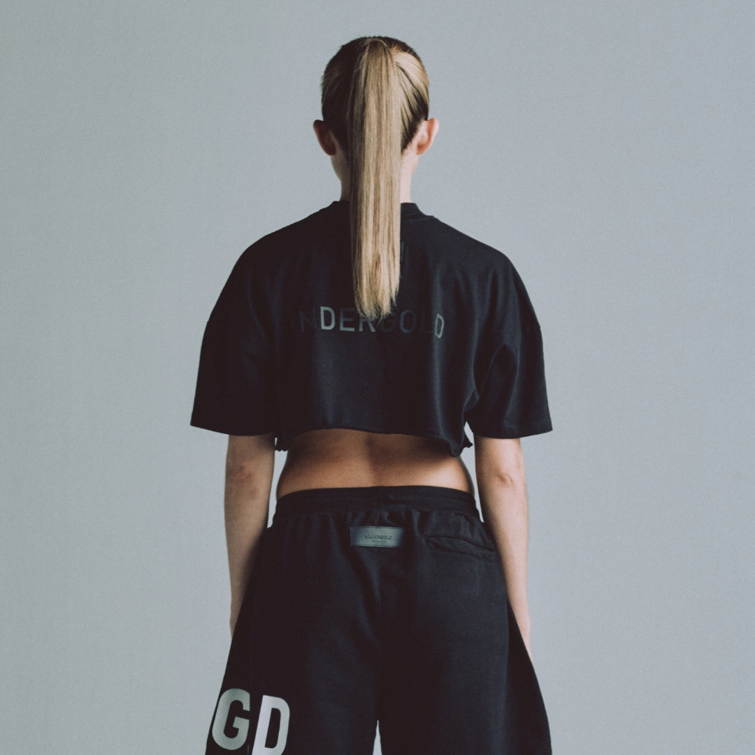 LINE LOGO CROP TOP - BLACK
