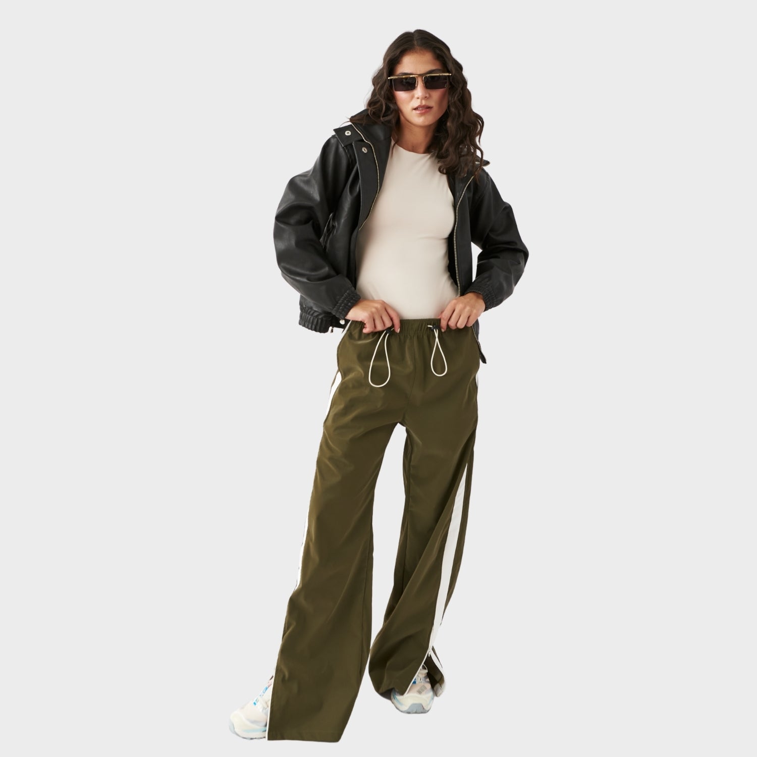 OLIVE TRACK PANT