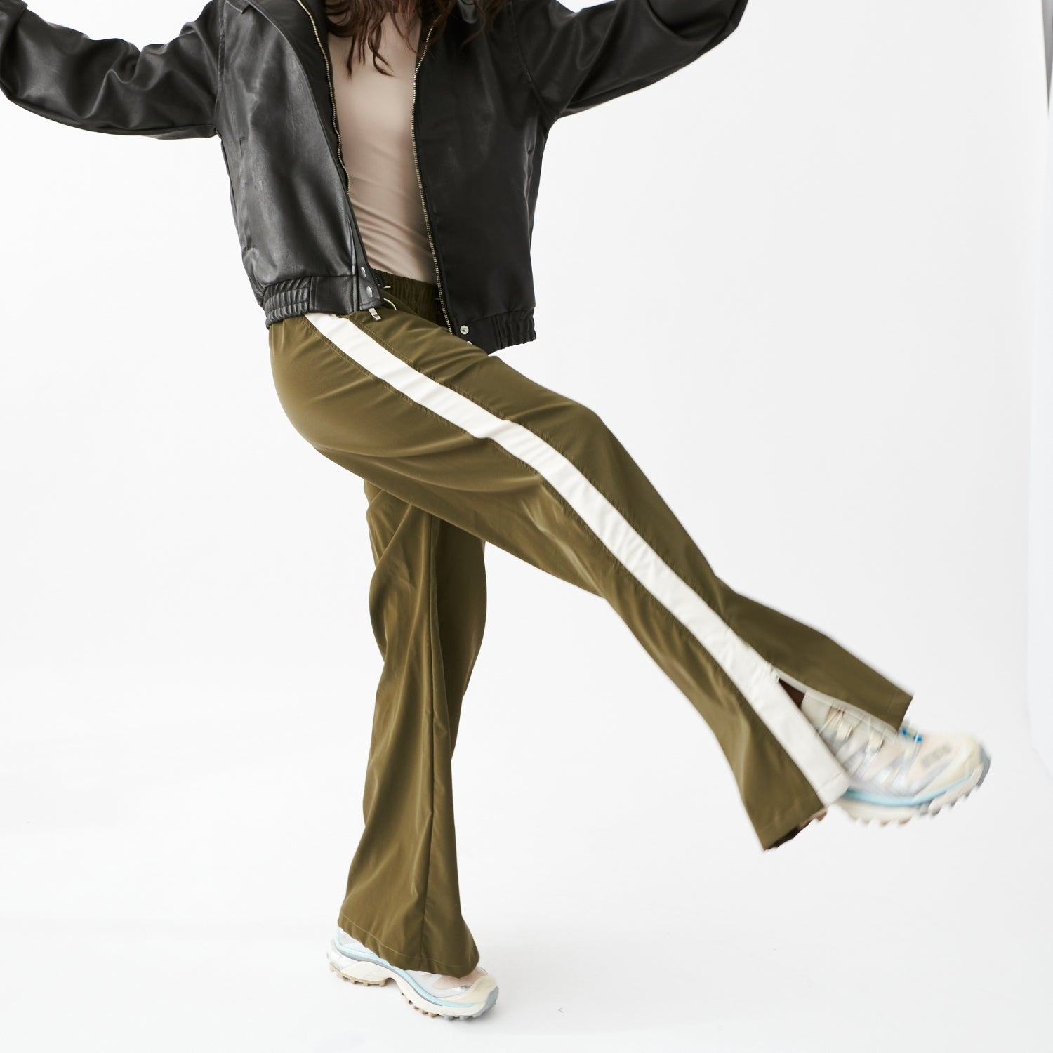 OLIVE TRACK PANT
