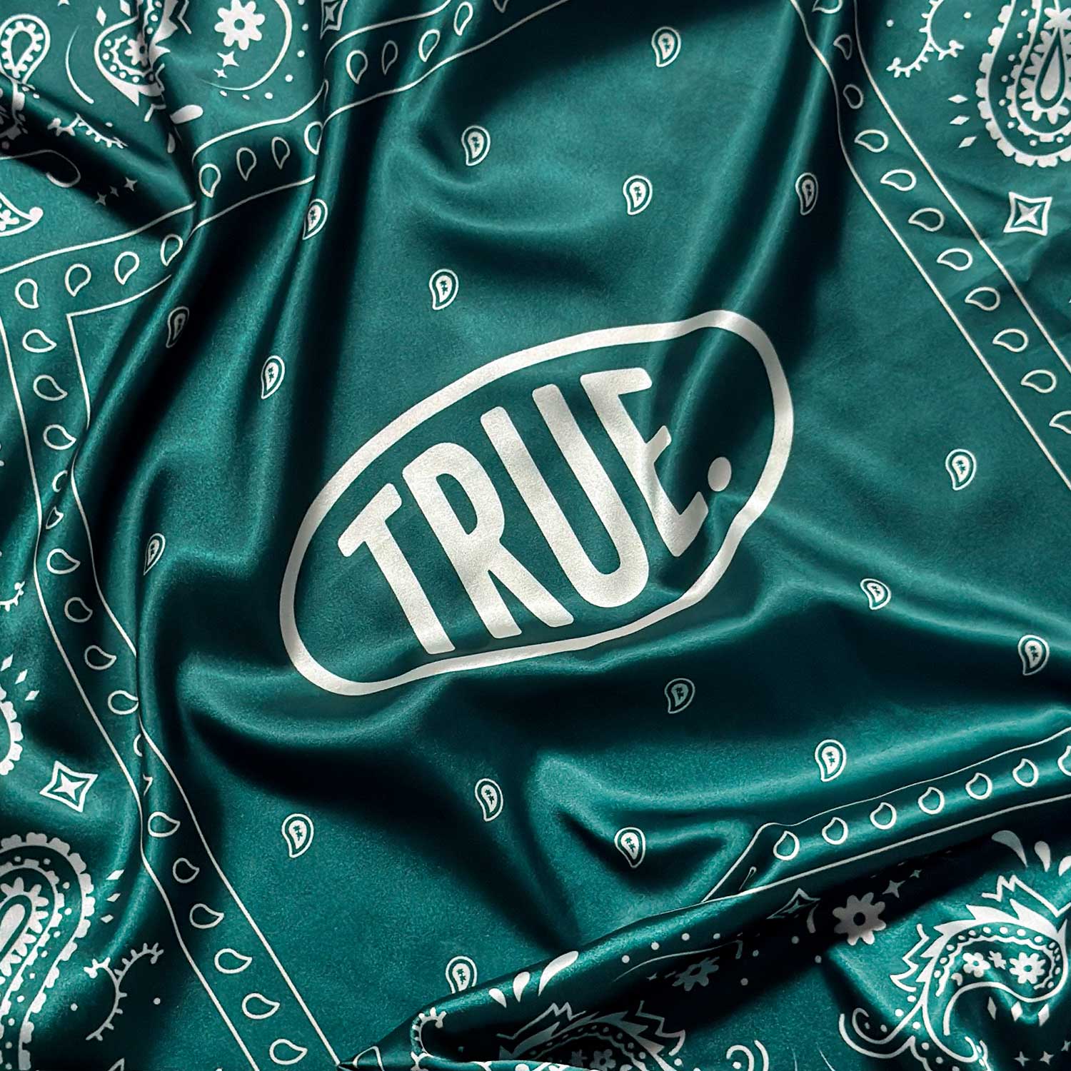 PAISLEY BANDANA - GREEN