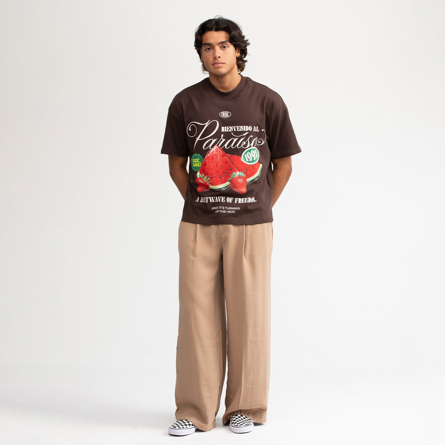 PARAÍSO BOXY TEE - BROWN