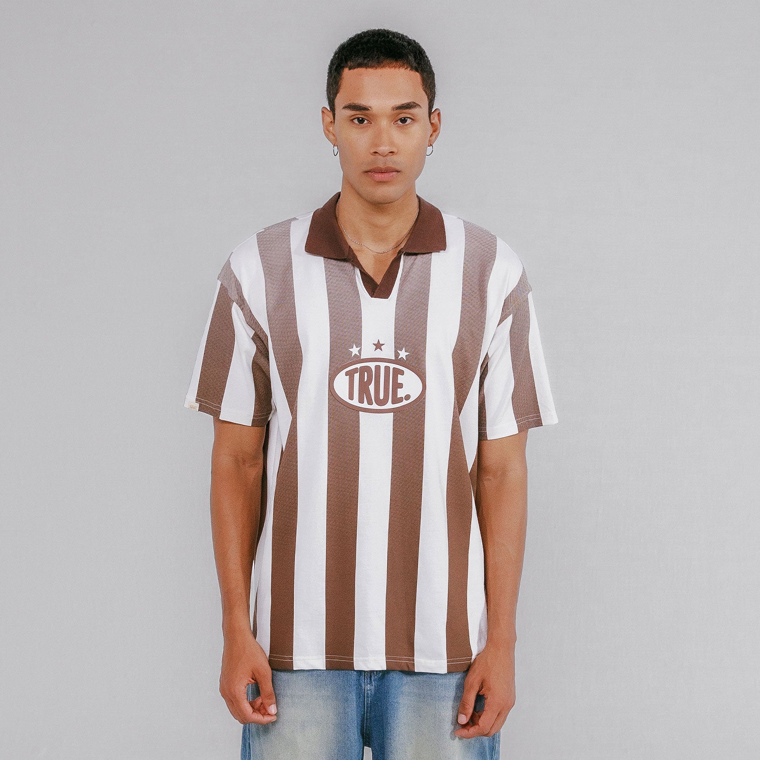 PARAÍSO OVERSIZED SOCCER T-SHIRT - BROWN