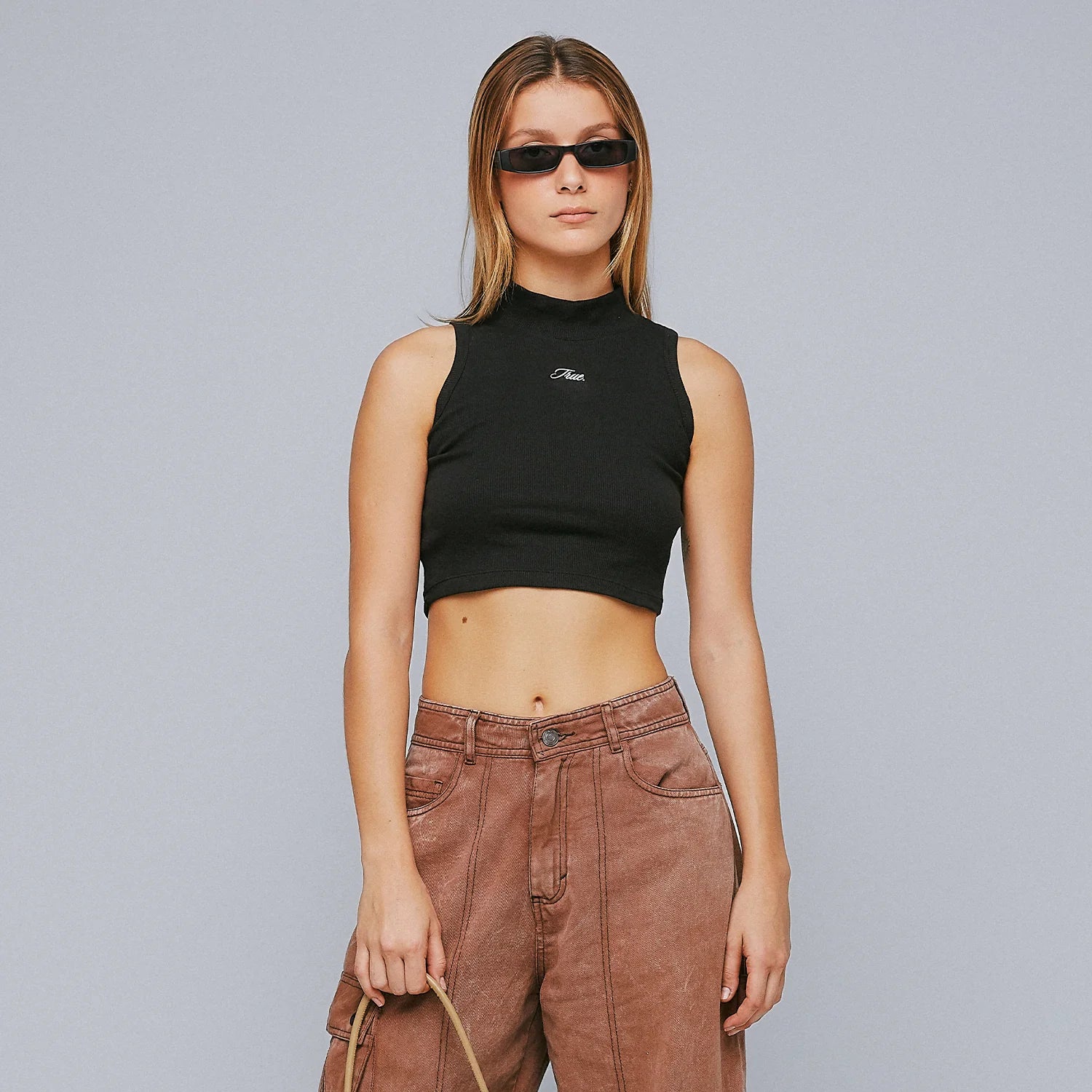 Ribbed_Turtle_Neck_Top_Black_04.webp