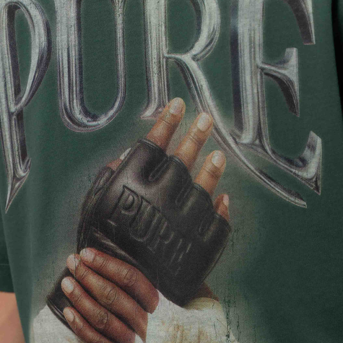 STILL HUNGRY GLOVES T-SHIRT