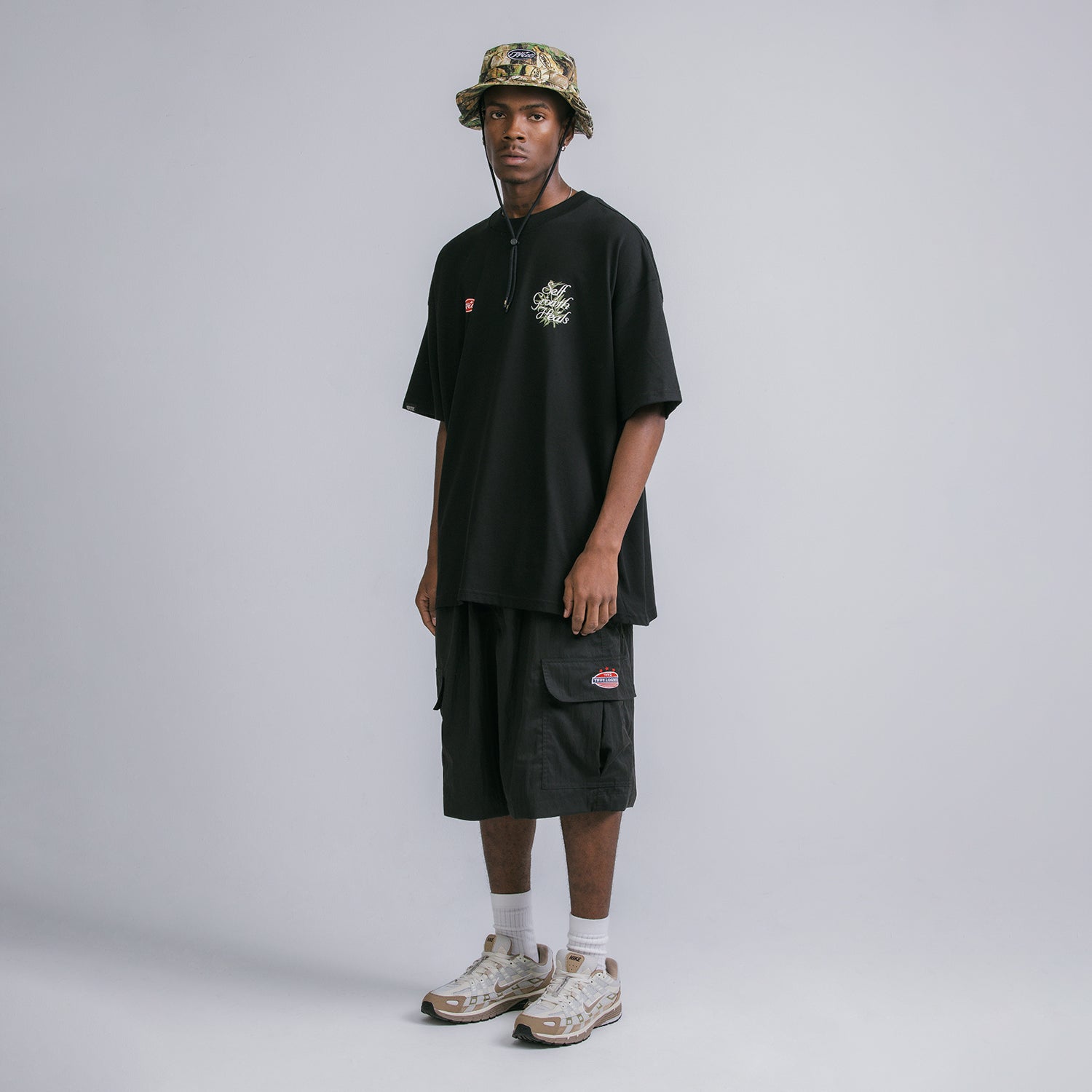 SELF GROWTH OVERSIZED T-SHIRT - BLACK